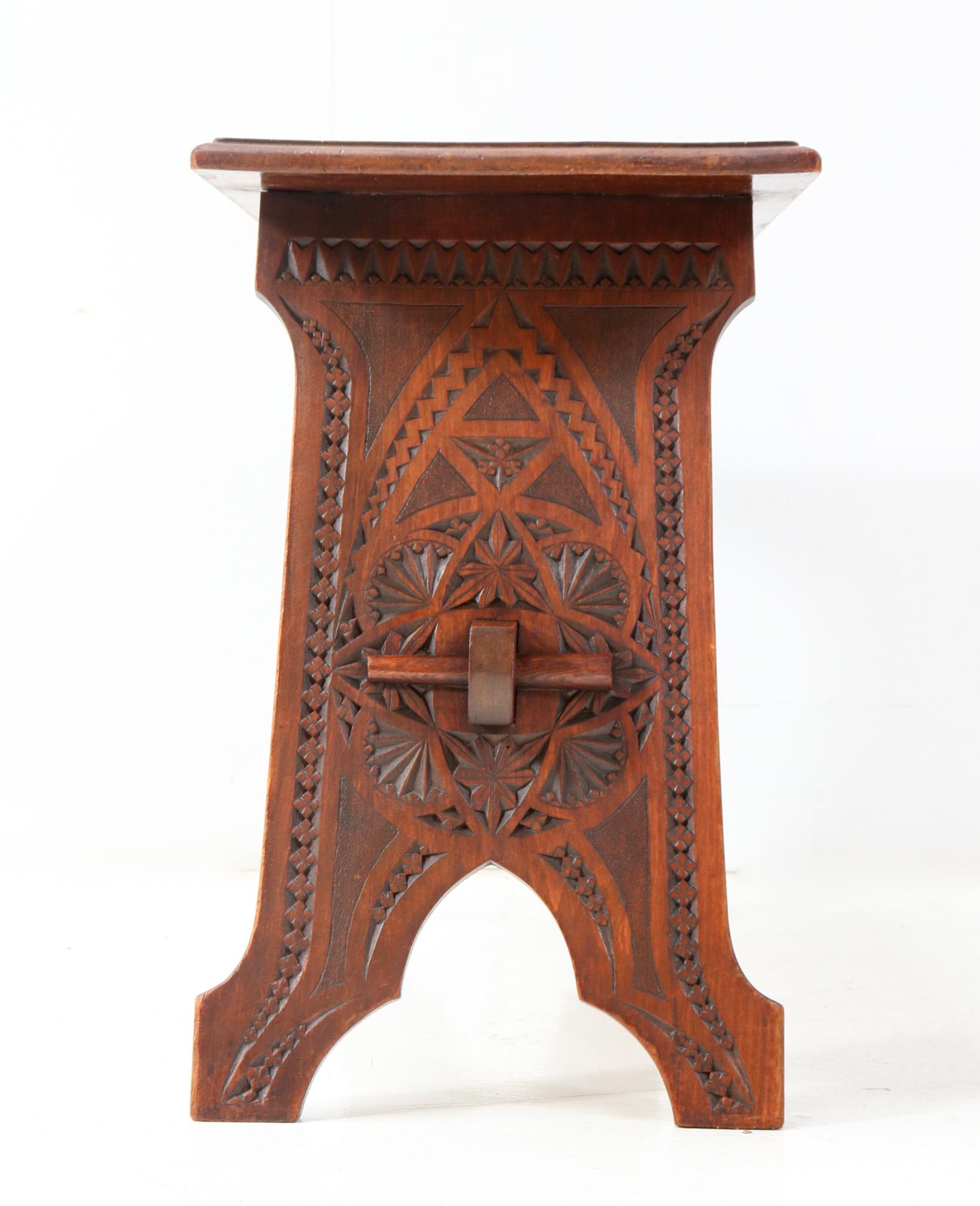 Fruitwood Art Nouveau Kerfschnitt Stool or Side Table, 1900s In Good Condition For Sale In Amsterdam, NL