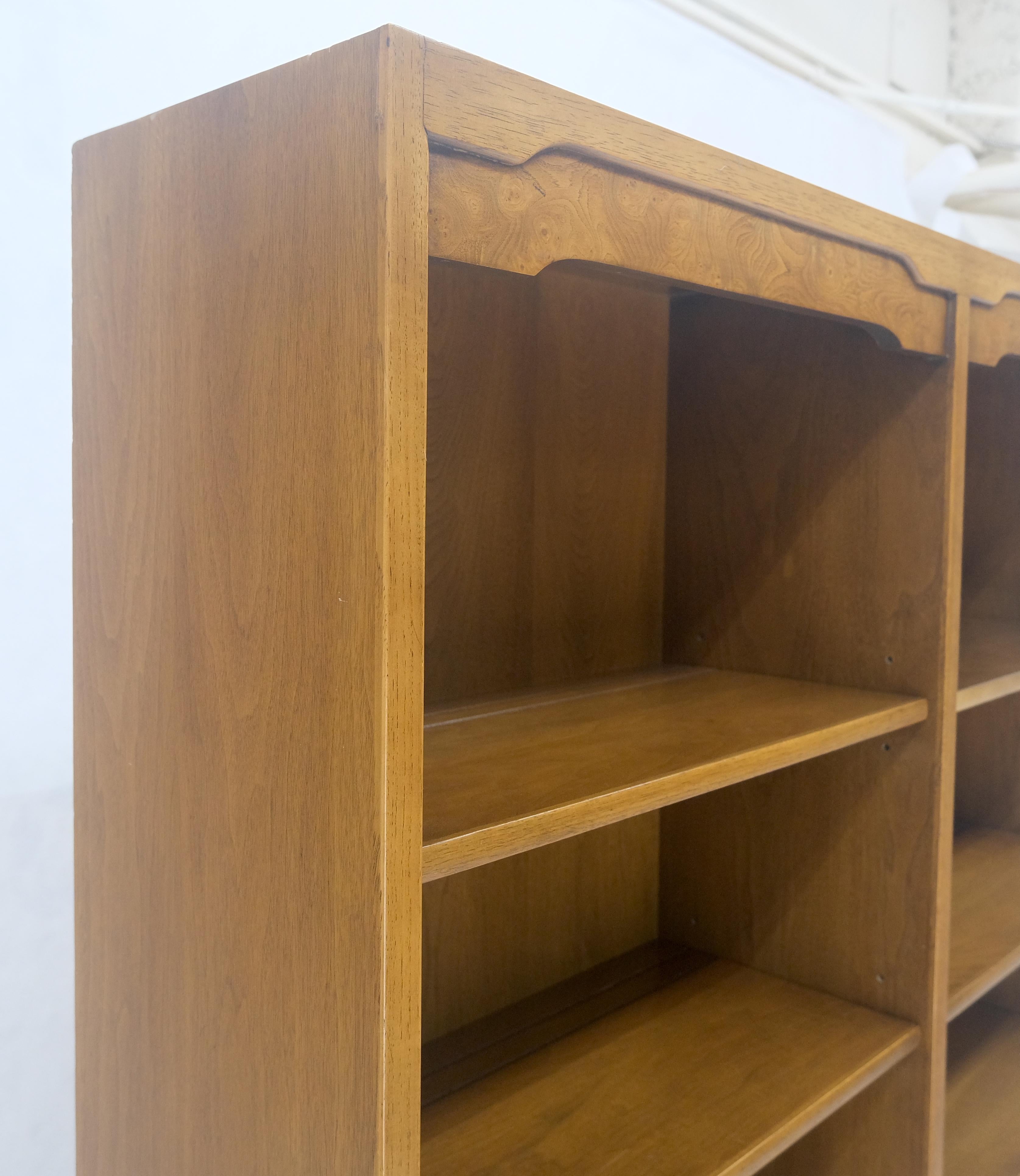 Fruitwood Drexel Doppia Libreria Credenza Metà Secolo Moderno Vintage MINT in vendita 3