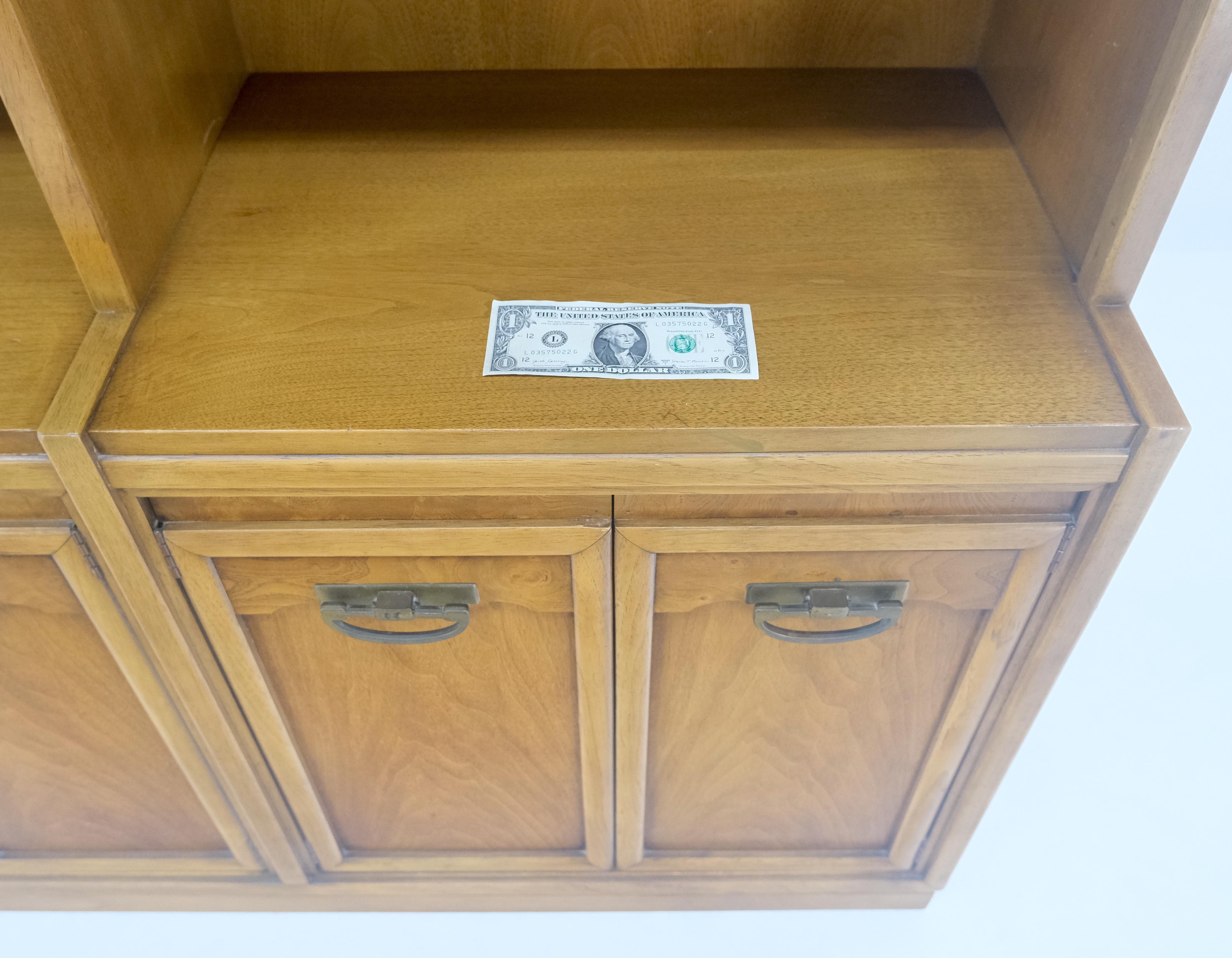 Fruitwood Drexel Doppia Libreria Credenza Metà Secolo Moderno Vintage MINT in vendita 4