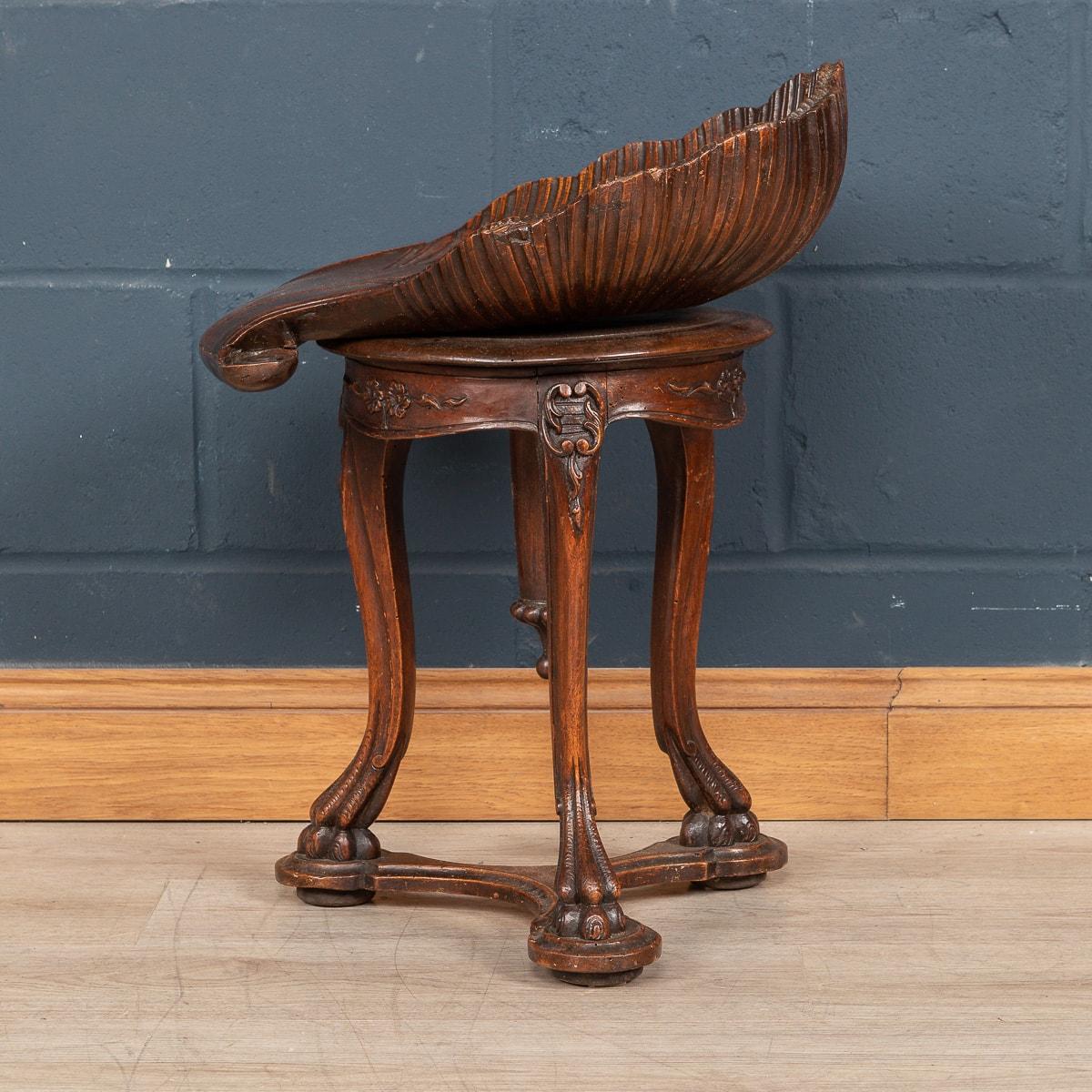 Fruitwood Grotto Piano Stool, Venice, circa 1880 In Good Condition In Royal Tunbridge Wells, Kent