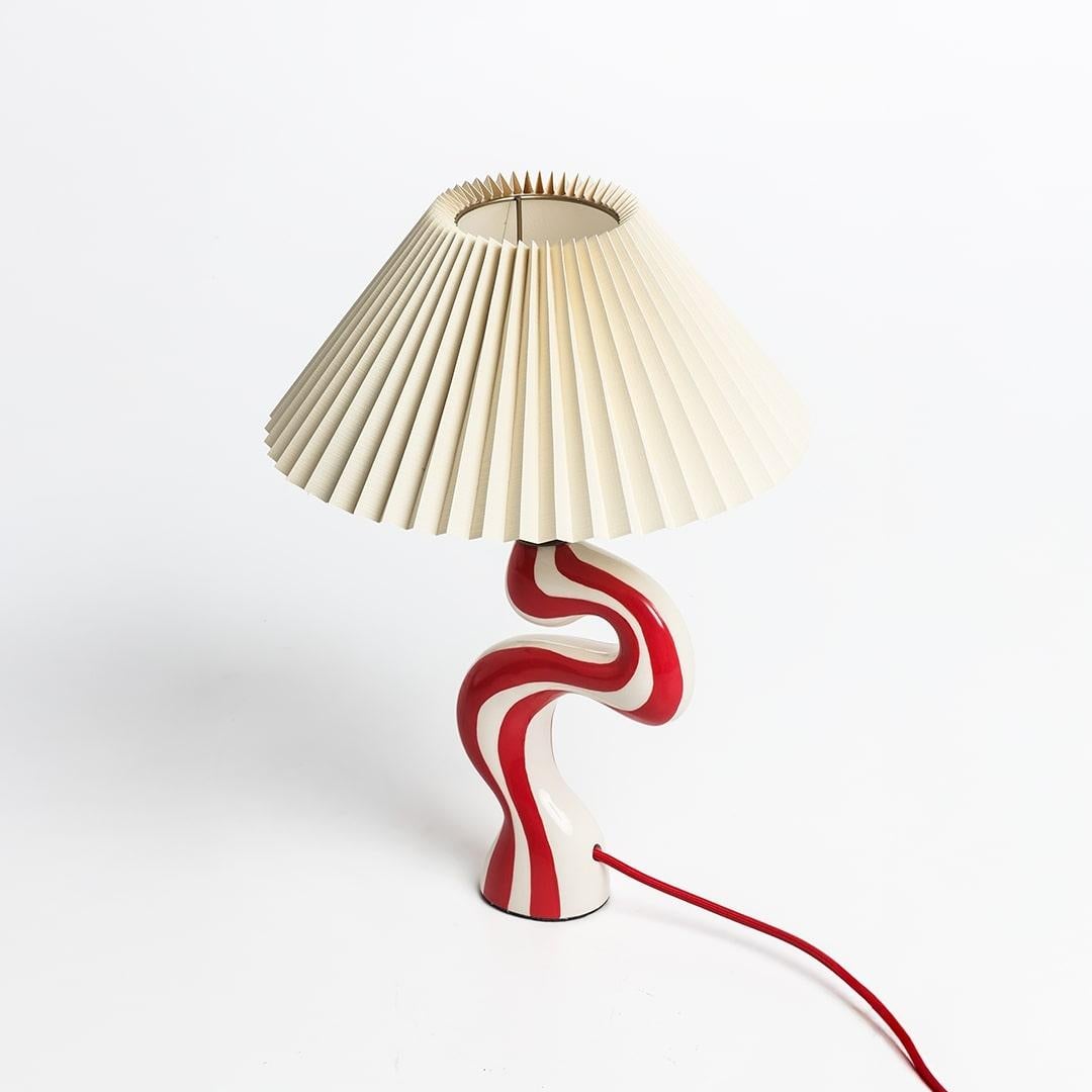Vernissé Lampe FRY de la Collection Waves of Light en vente