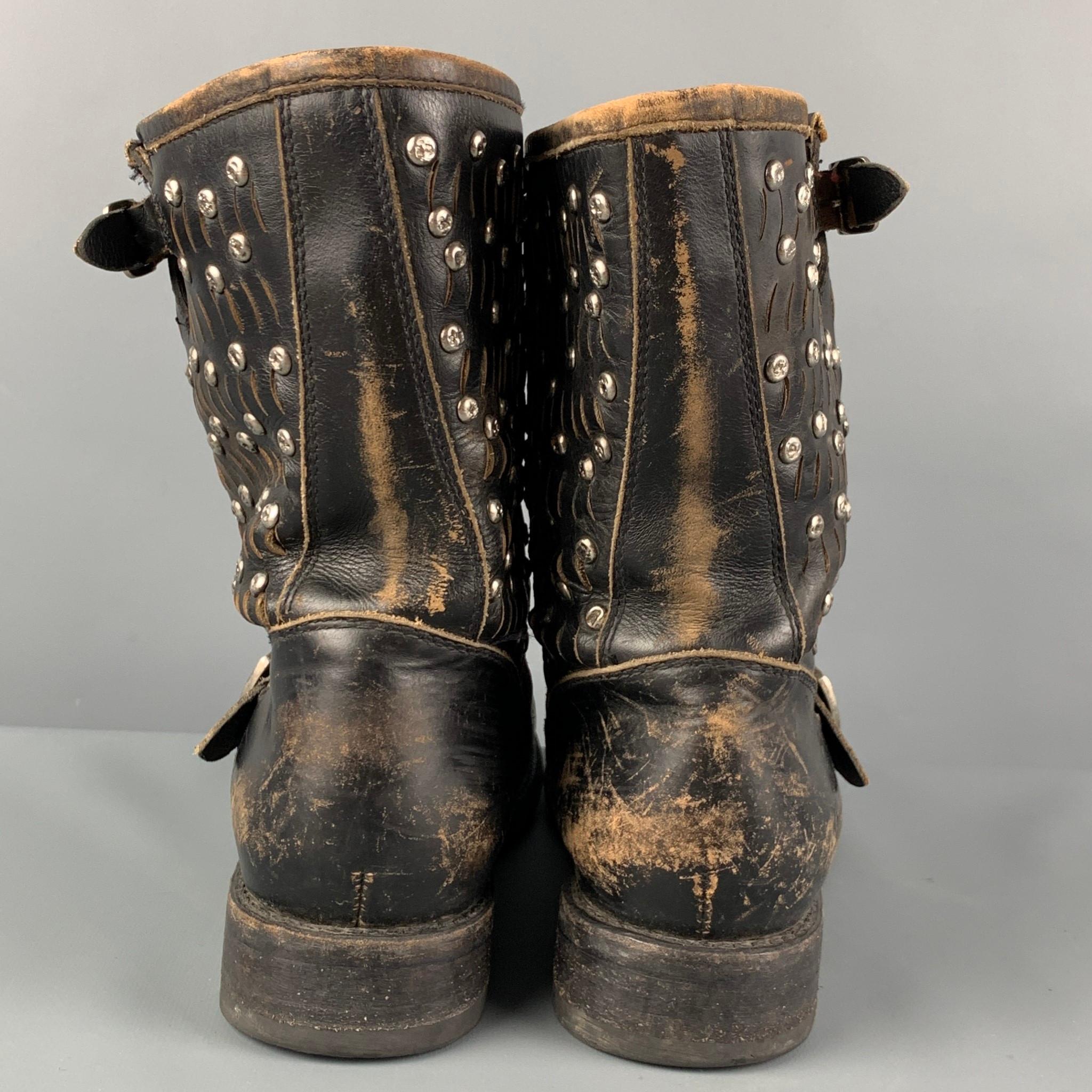 frye skull boots