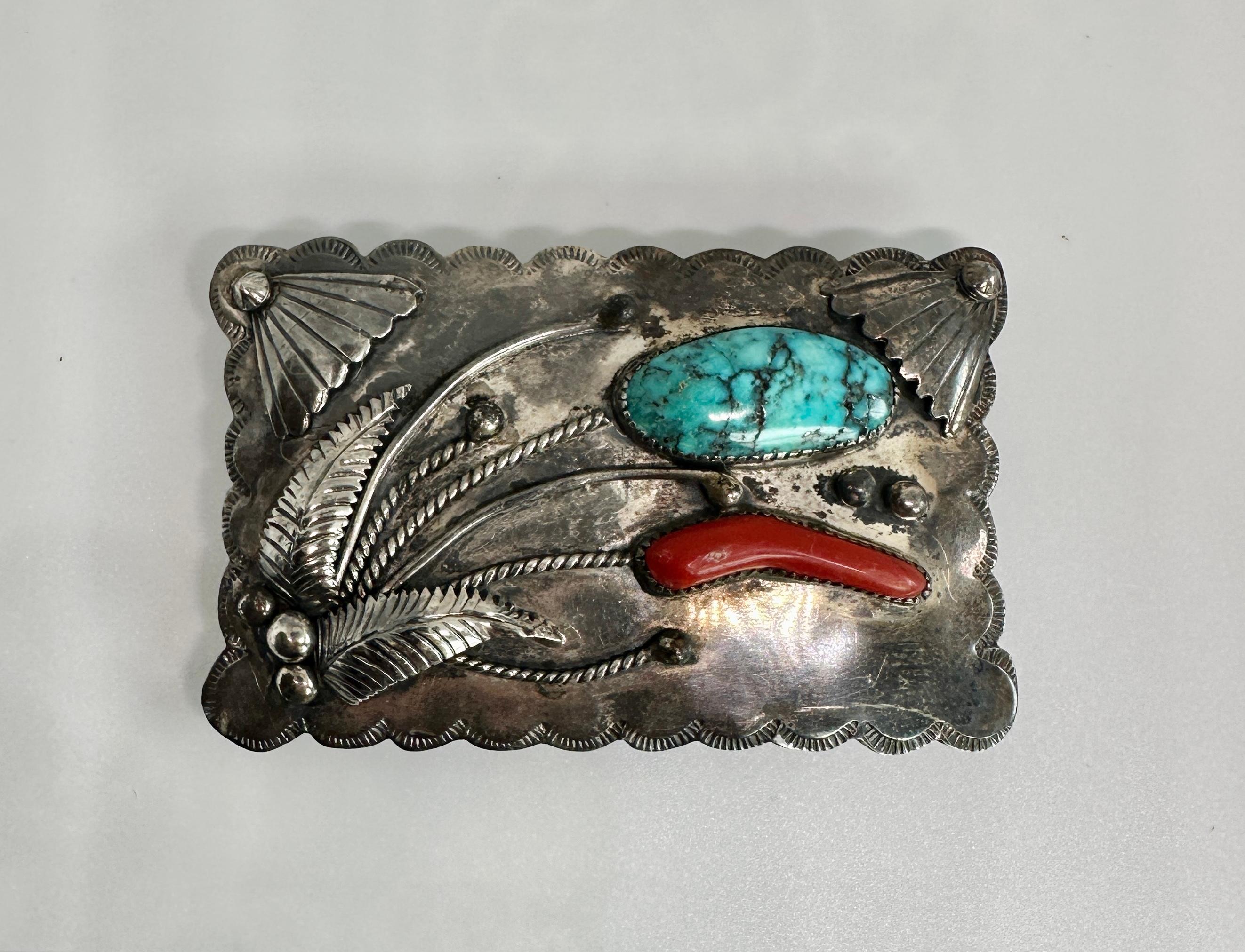F.S. Navajo Signed Native American Turquoise Coral Buckle Sterling Silver Excellent état - En vente à New York, NY