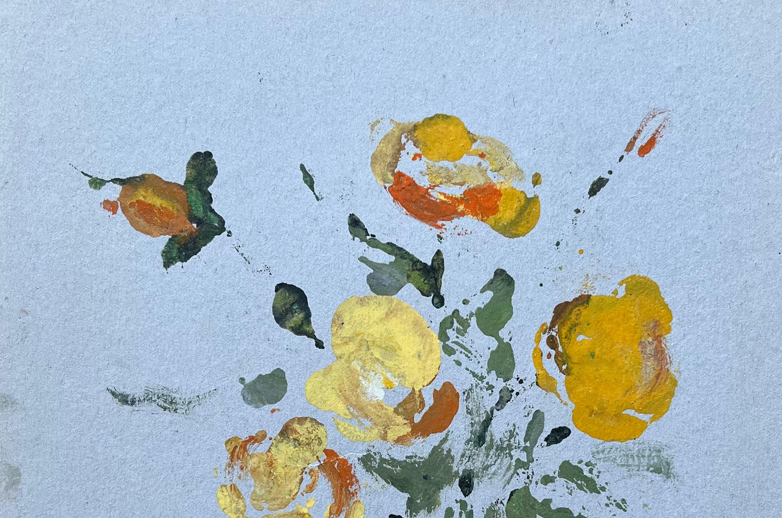 Expressionistisches Stillleben mit gelben und orangefarbenen Blumen in Vase (Blau), Figurative Painting, von F.T Roussel