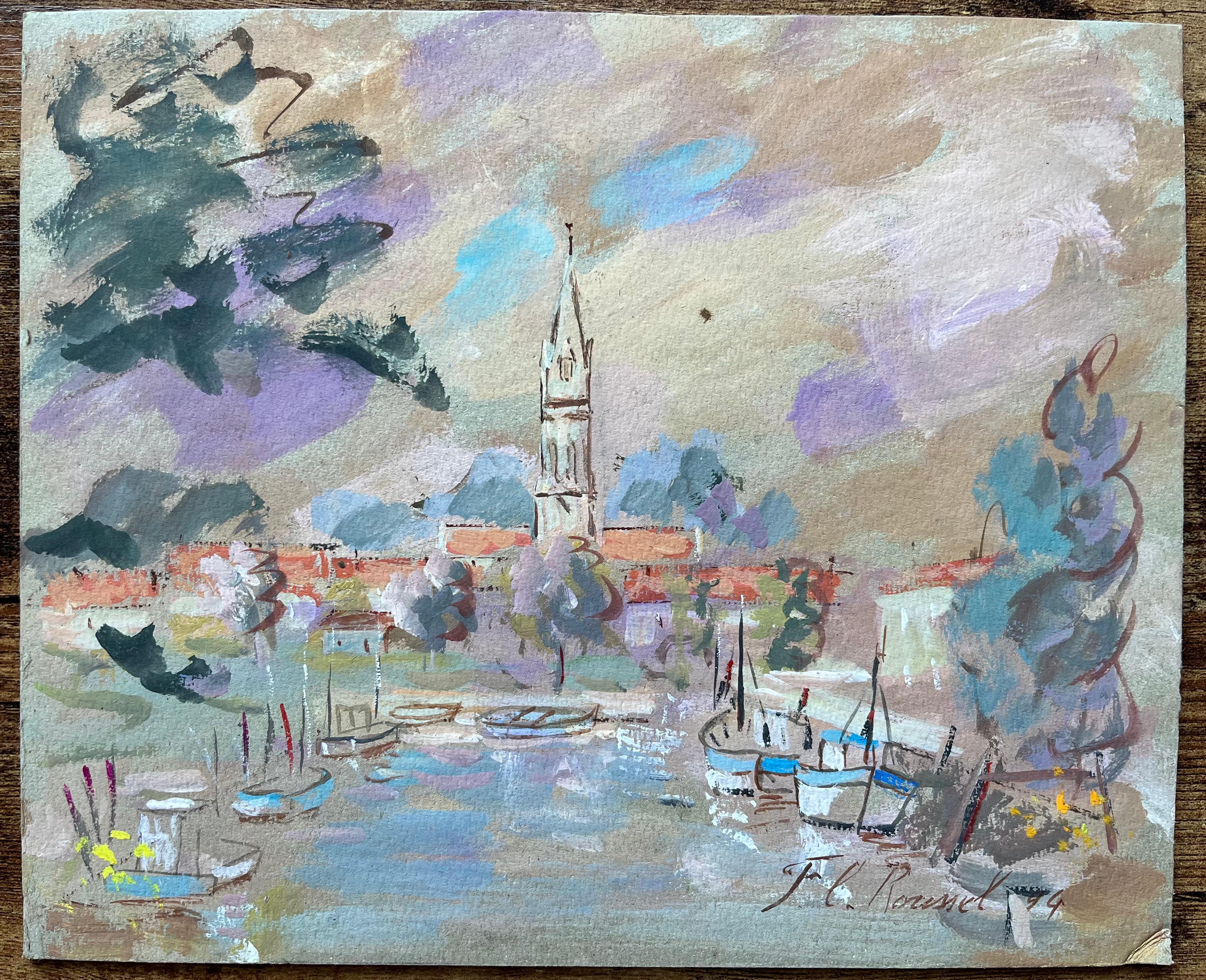 Französische Hafenszene aus La Tremblade mit Kirchenschleife und Booten – Painting von F.T Roussel