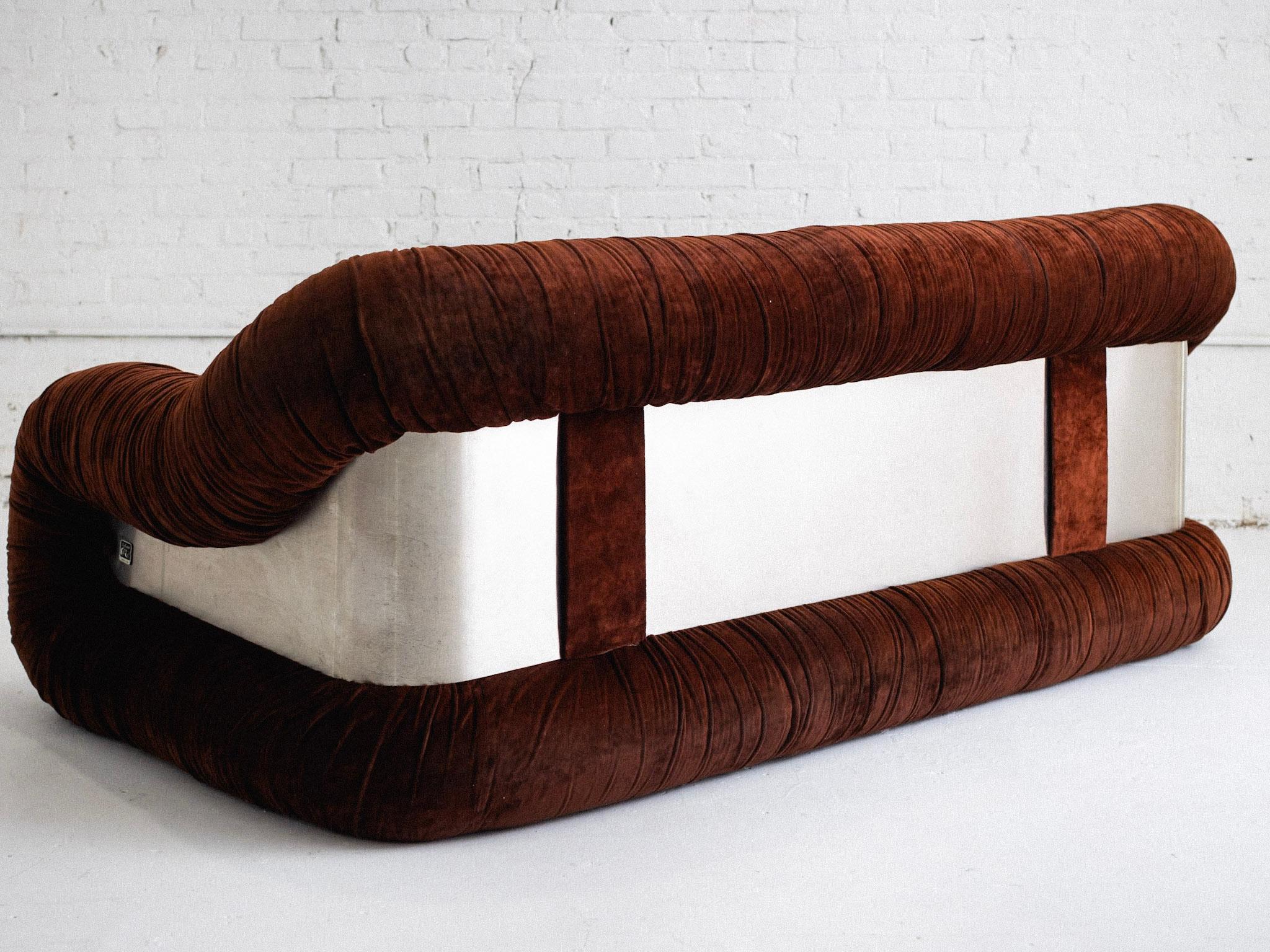 F&T Salotti Space Age Italienisches Sofa aus Samt und Chrom mit Chrombezug, Space Age im Angebot 2