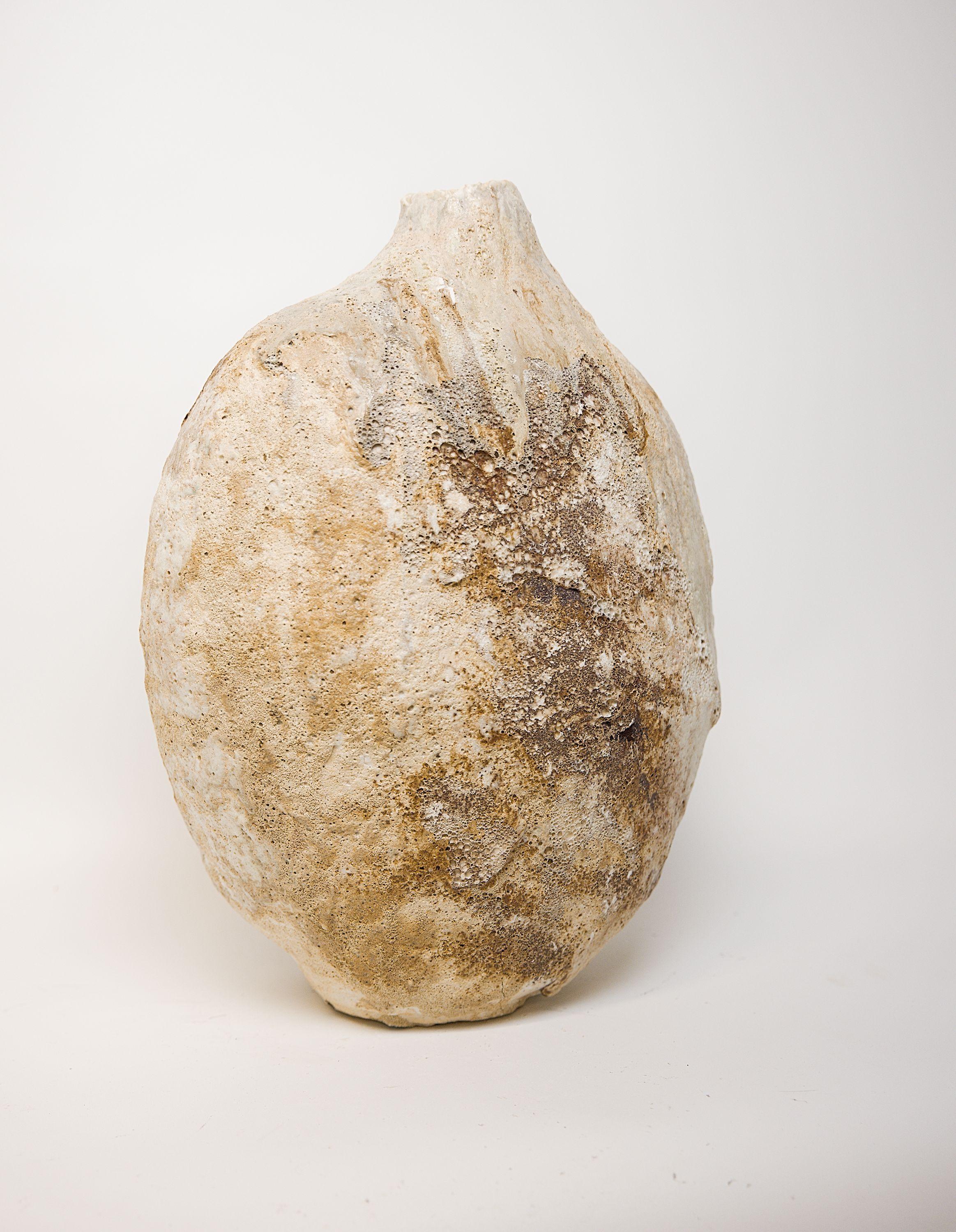 Organico moderno Vaso a bottiglia Fubuki - IV in vendita