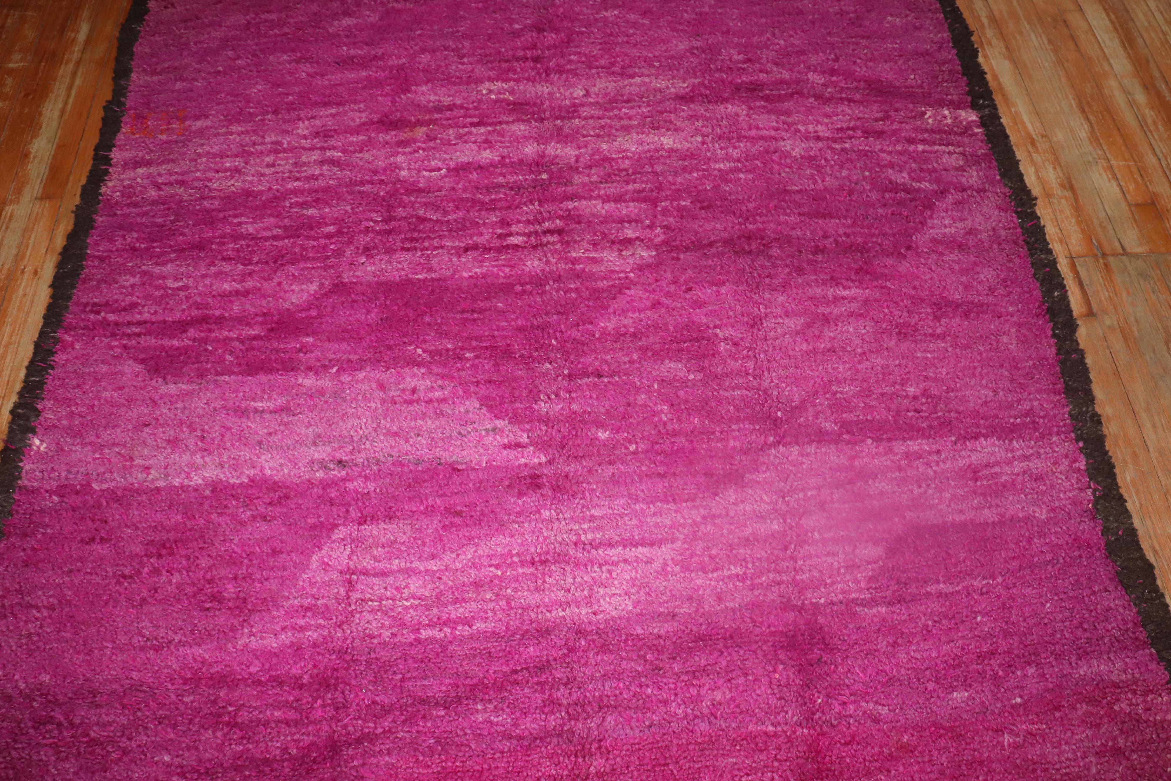 Wool Fuchsia Midcentury Moroccan Minimalist Small Room Size Rug For Sale