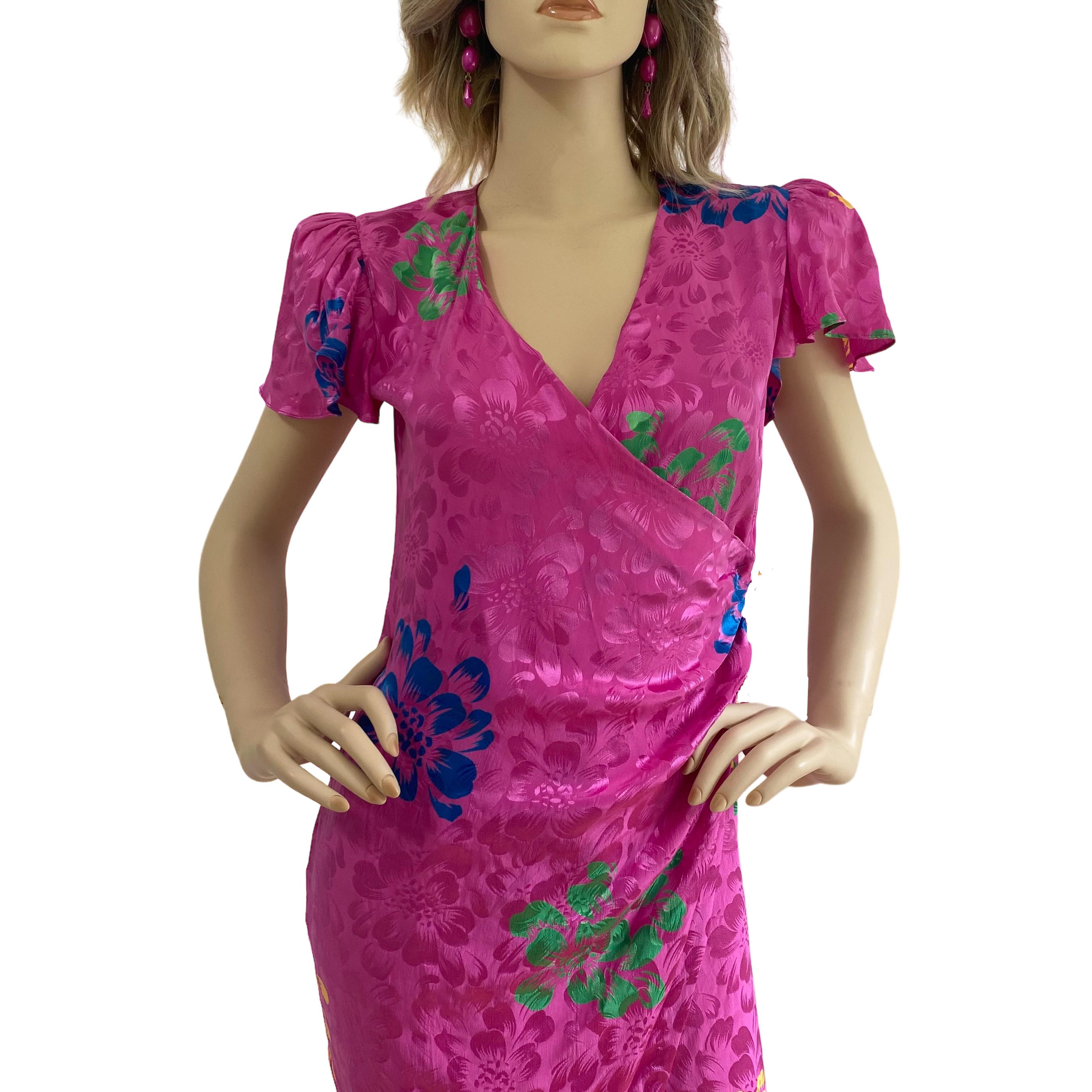 Fuchsia Pink Flutter Sleeve Silk Print Wrap Dress - Flora Kung   For Sale 1