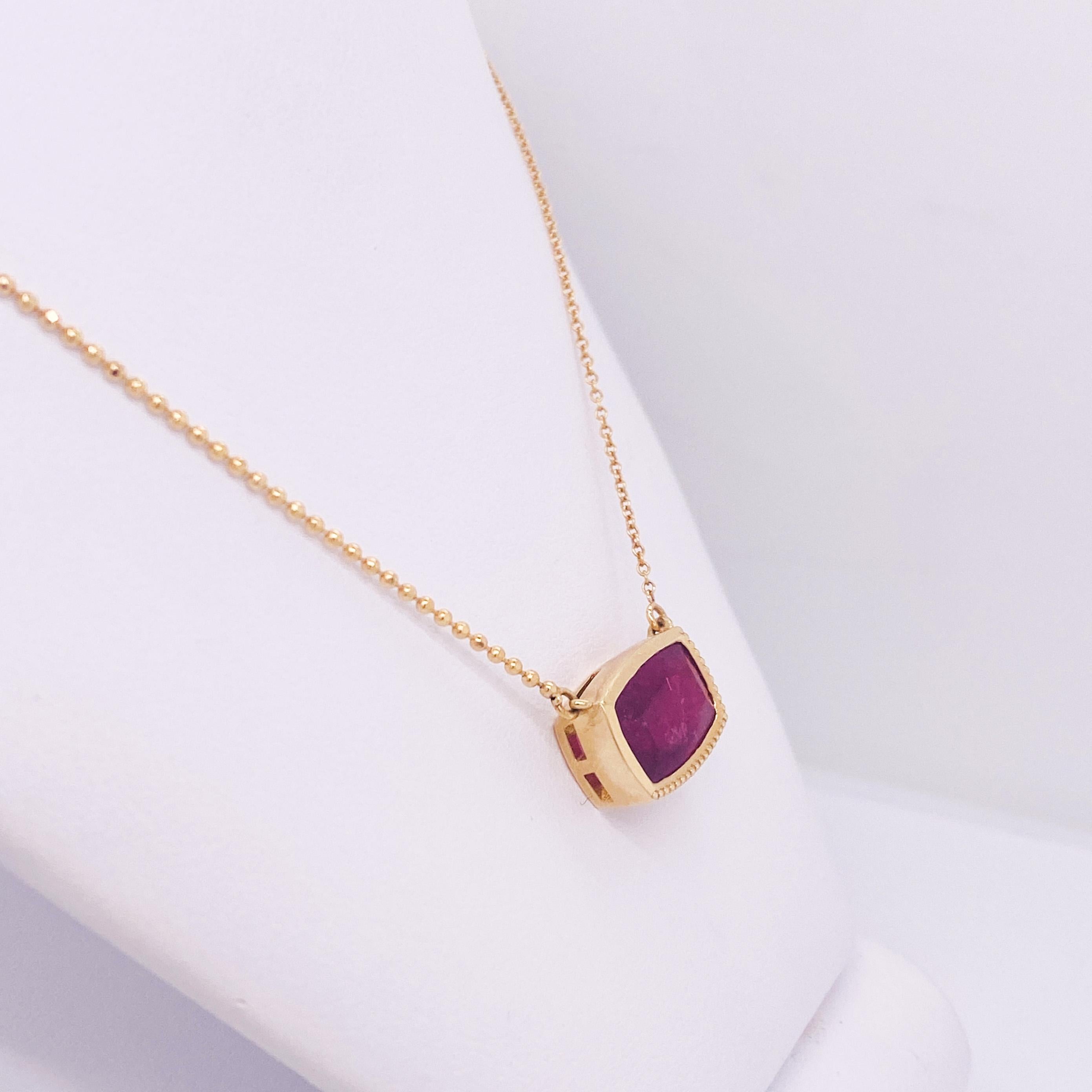 Modern Fuchsia Pink Tourmaline Necklace with Asymmetric Details in 14K Yellow Gold LV For Sale