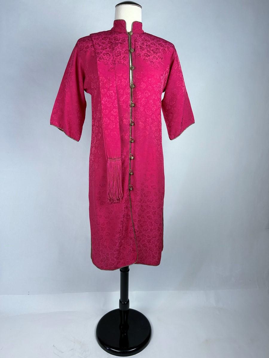 Fuchsia silk damask tunic dress by Yves Saint Laurent Rive Gauche - AW 1976 For Sale 5
