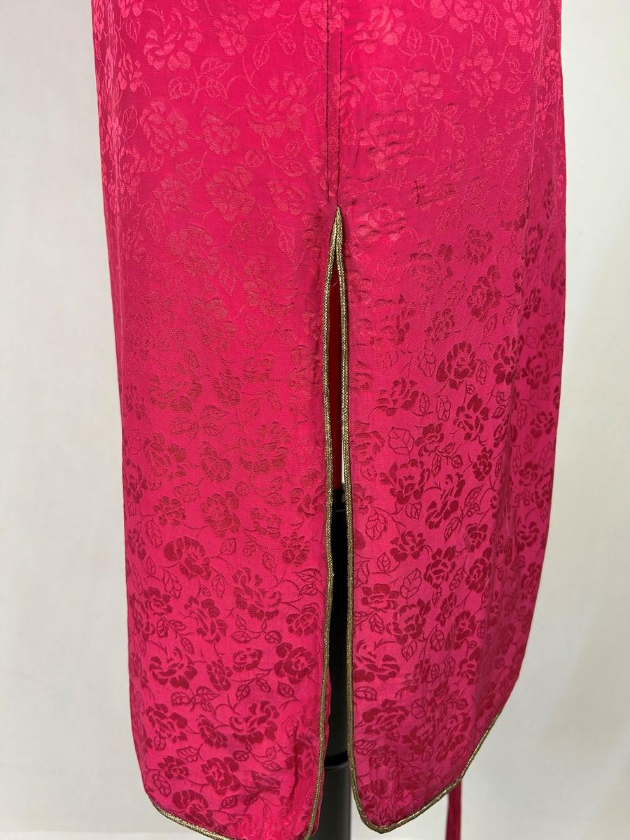 Fuchsia silk damask tunic dress by Yves Saint Laurent Rive Gauche - AW 1976 For Sale 1