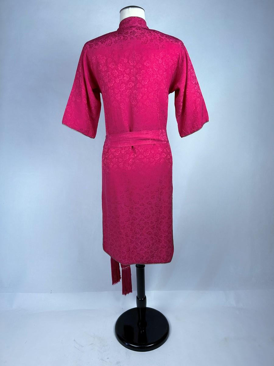 Fuchsia silk damask tunic dress by Yves Saint Laurent Rive Gauche - AW 1976 For Sale 3