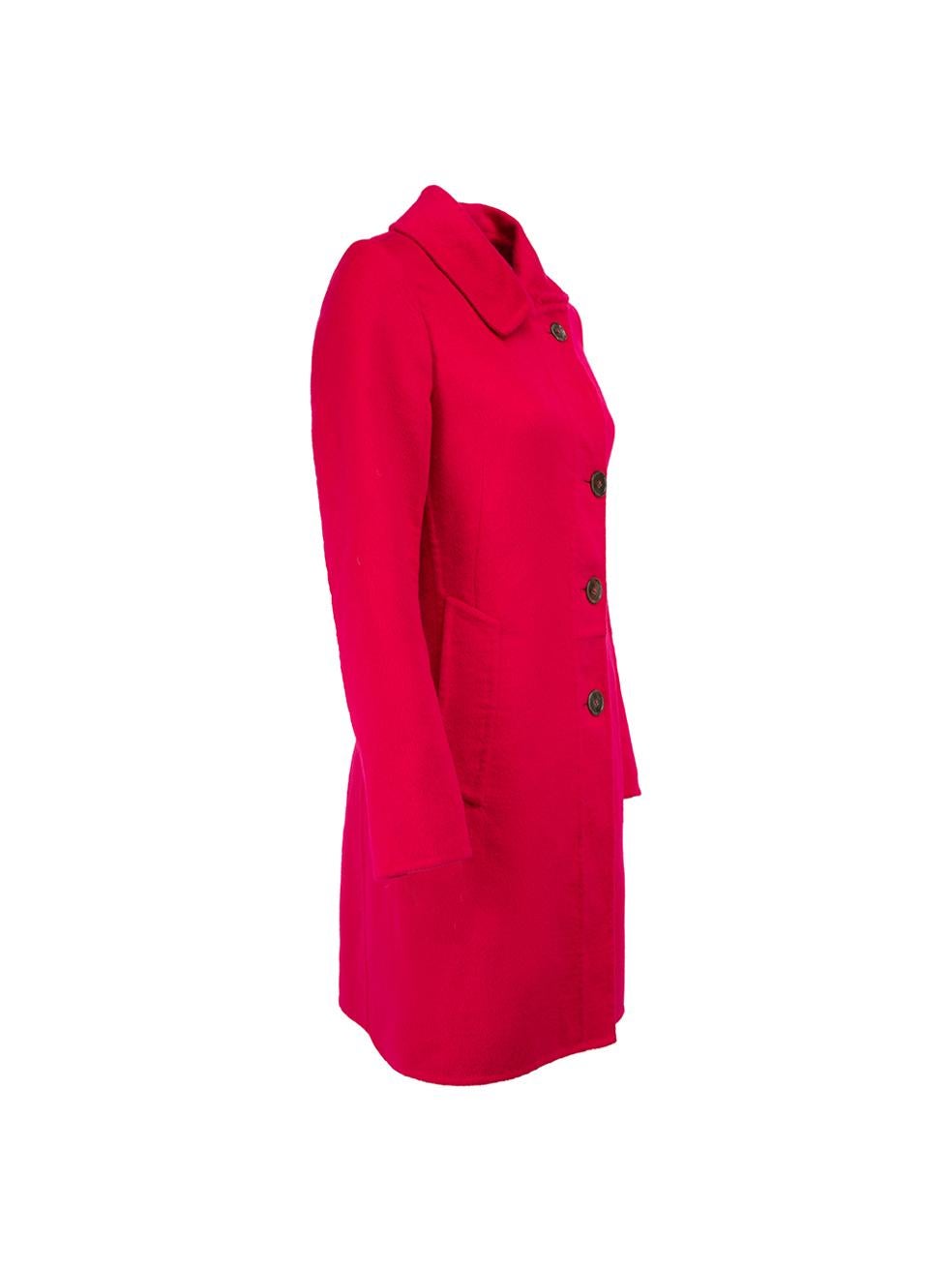 CONDITION is Very good. Minimal wear to coat is evident. Minimal wear to the rear neckline lining with discoloured mark on this used Jil Sander designer resale item.



Details


Fucshia pink

Wool

Mid length coat

Brushed texture

Single