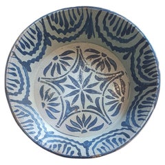 Glazed or enameled ceramic bowl or basin from Fajalauza, Granada, 19th century