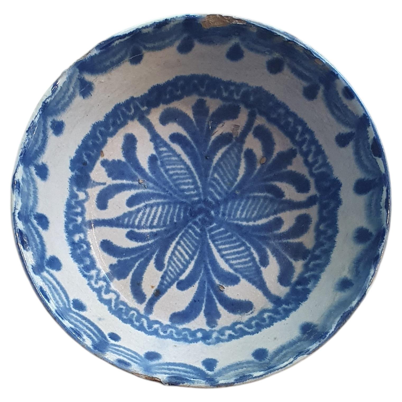 Glazed or enameled ceramic bowl or basin from Fajalauza, Granada, 19th century