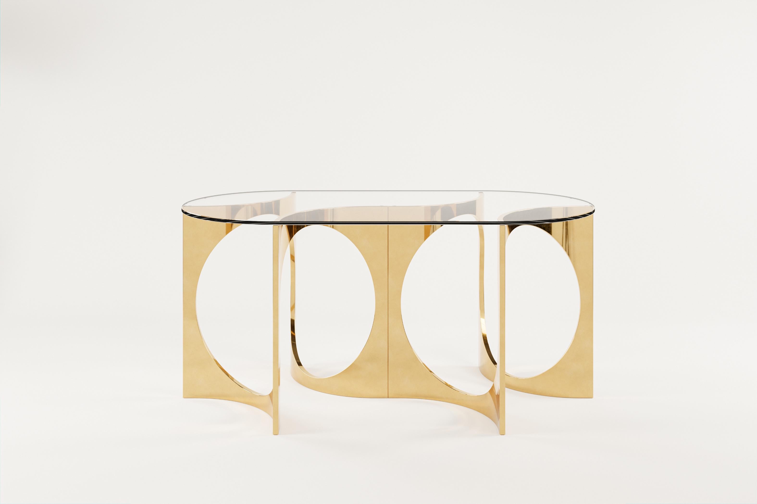 Ellipse Fuga Duo Console en bronze coulé et verre par Metamorphic Art Studio
Dimensions : L 160 x D 80 x H 76 cm
MATERIAL : Bronze coulé, verre

La table Fuga est une table sculpturale à l'élégance intemporelle. La base est fabriquée à la main en