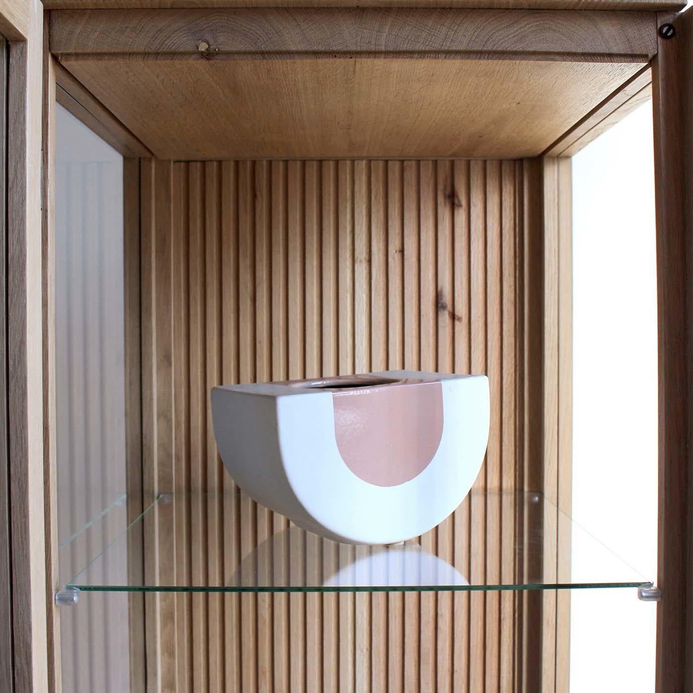 Italiano Fuga Glass Cabinet in vendita