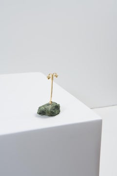 Scultura da tavolo Fuji Series, N829 Diopside Lamppost
