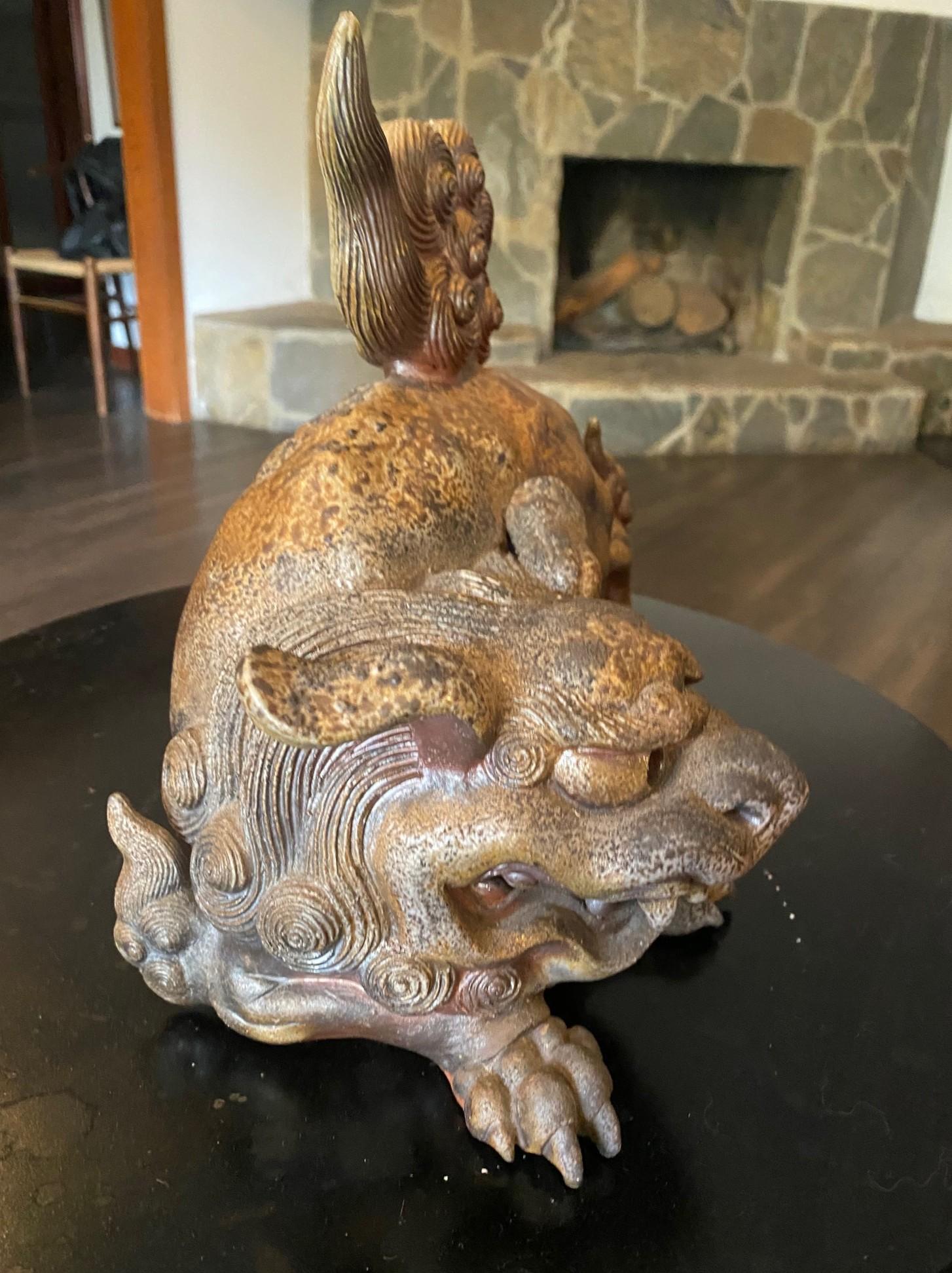 Fujiwara Tousai signiert japanische Bizen Ware Keramik Shishi Okimono Koro Skulptur im Angebot 3