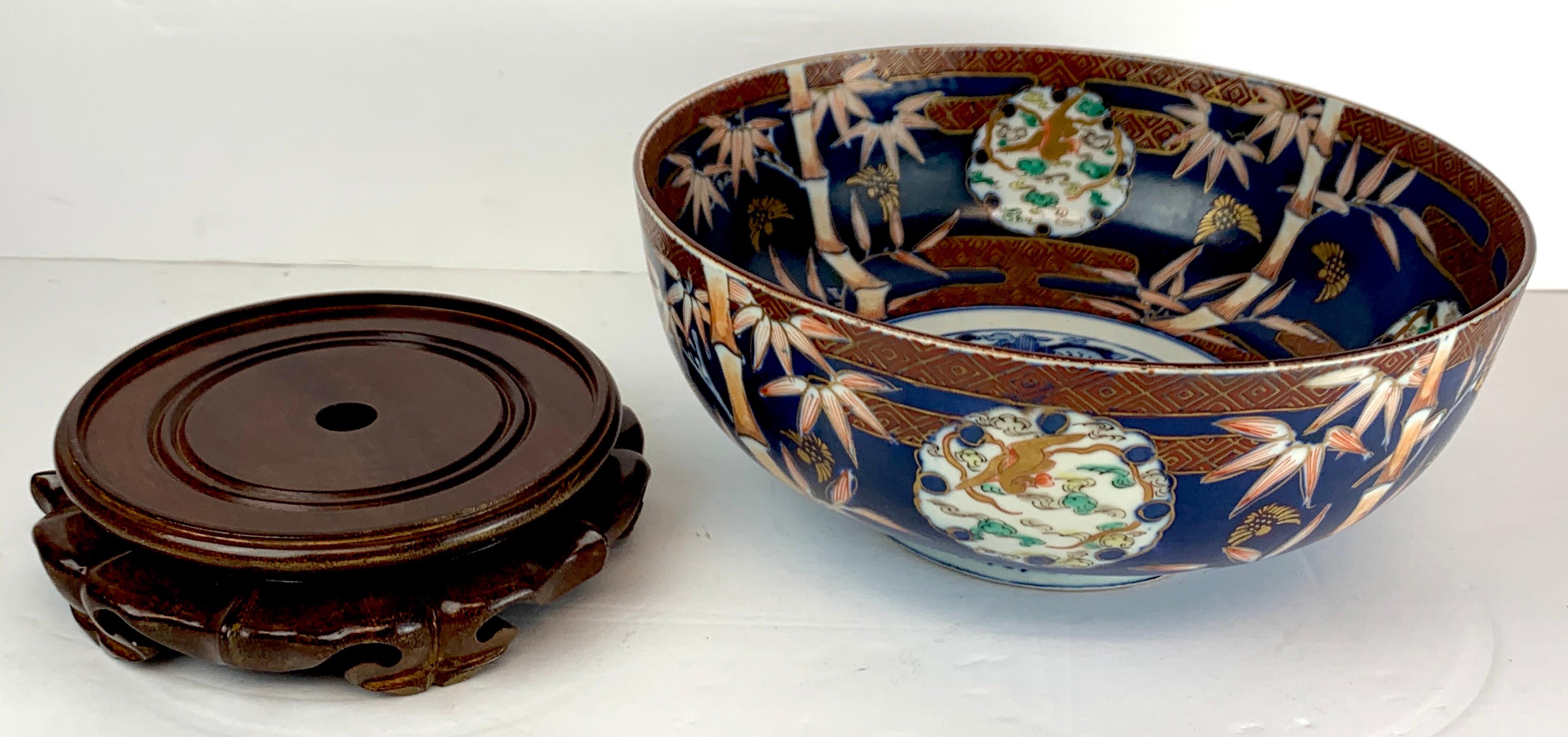 Porcelain Fukagawa Imari Blue Background Bowl and Stand, Meiji Period