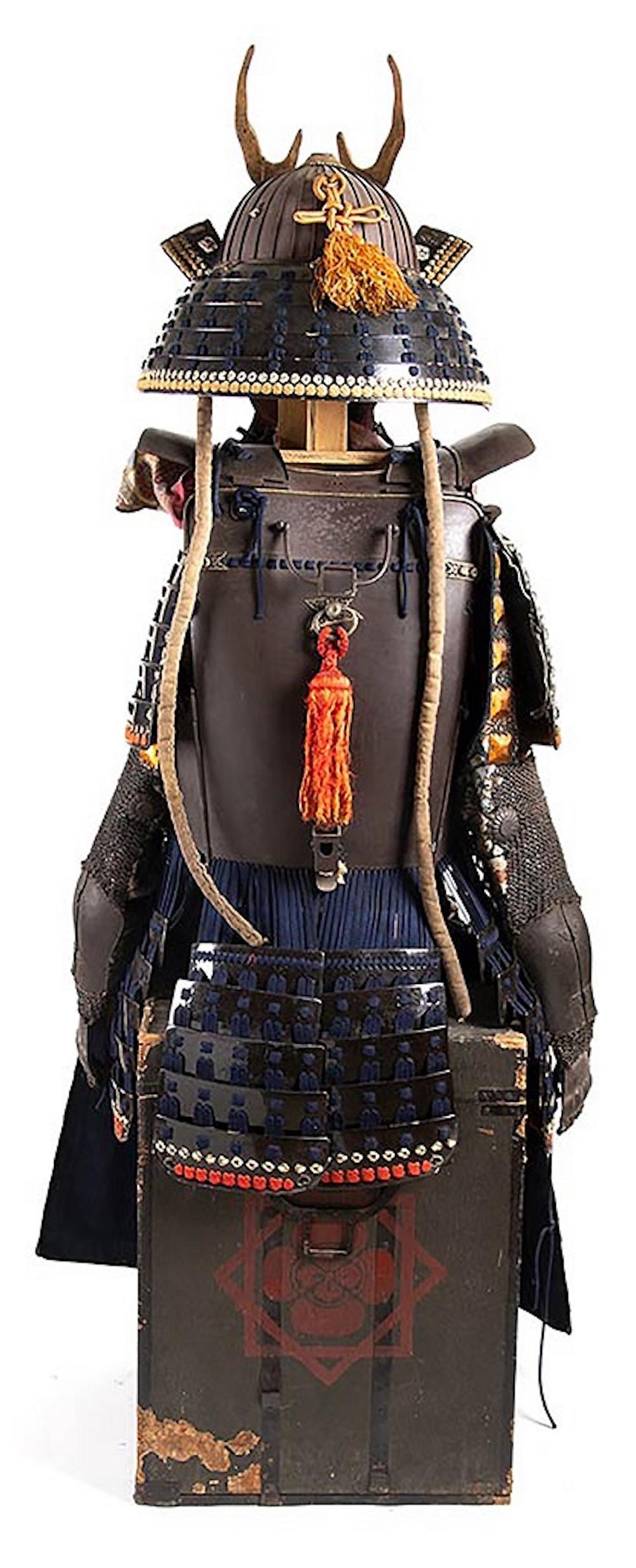 Full body armor - Japan, Edo period is a unique decorative object manufactured in Japan during the Edo period (1603-1868), in the 18th century.

Dimension: 150 cm (height)

The samurai is one of the symbol of the Land of the Rising Sun. 

Each