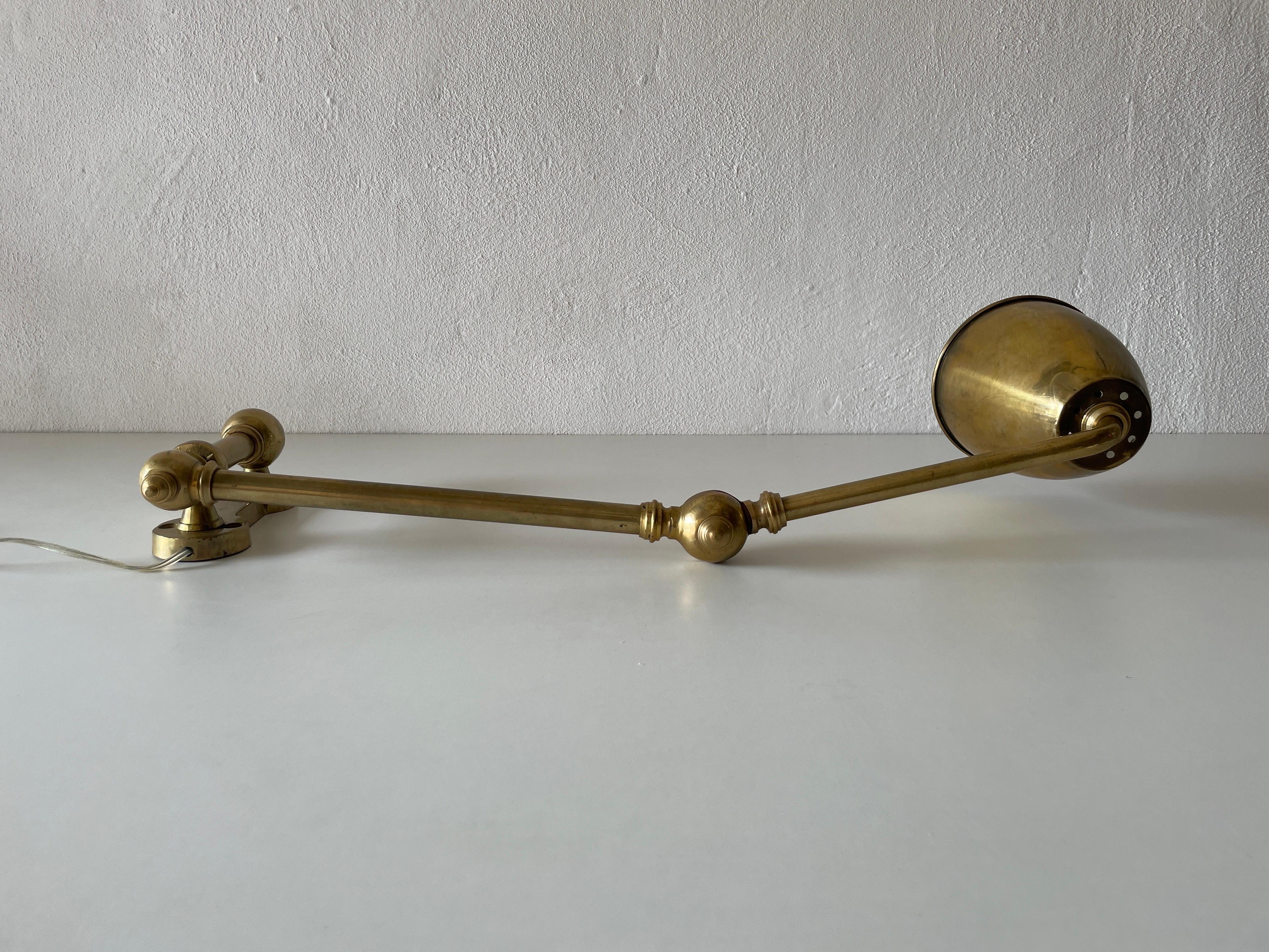 Full Brass Adjustable Head and Arm Industrial Task Wall Lamp, 1940s, Germany In Excellent Condition For Sale In Hagenbach, DE