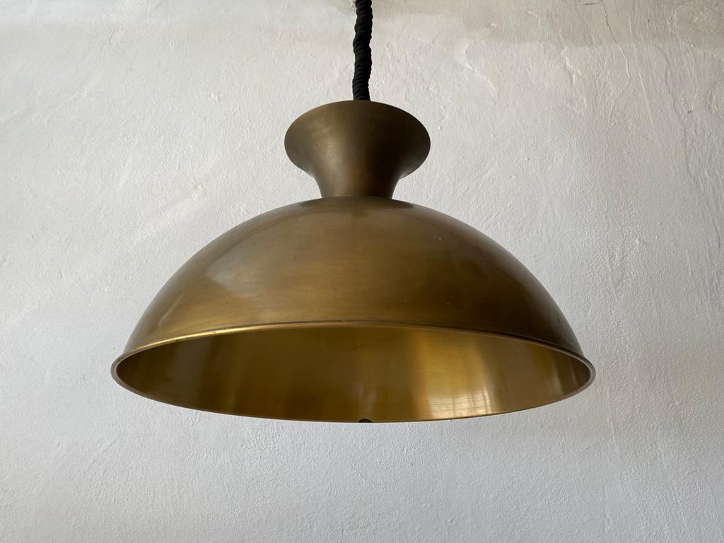 Late 20th Century Full Brass Adjustable Height Large Pendant Lamp by Florian Schulz, 1970s Germany For Sale