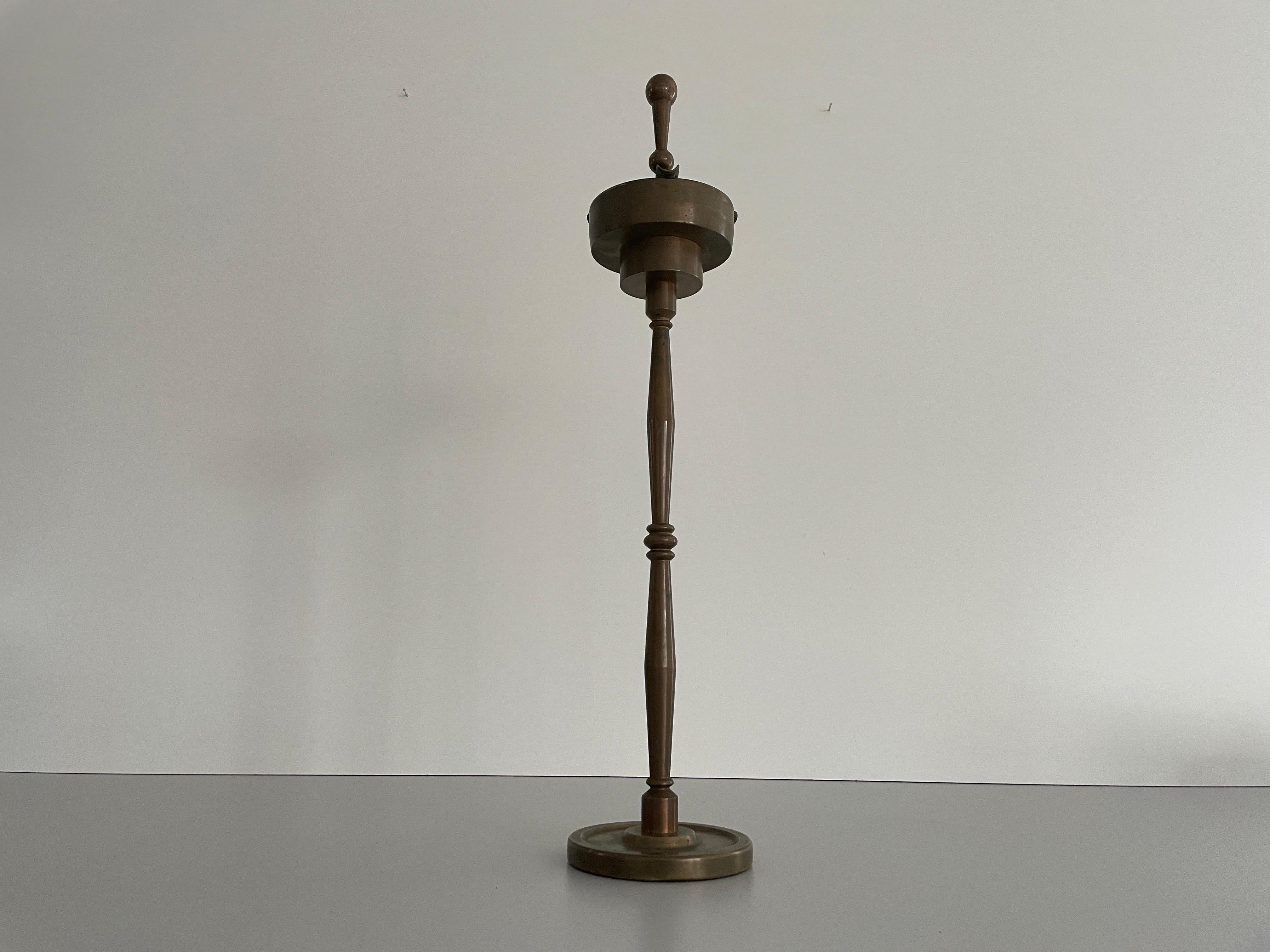 Full Brass Heavy Industrial Floor Ashtray, 1950s, Italy

Measuretements :

Height: 58cm
Ashtray diameter: 12 cm
Base: 12 cm

Weight: 3.7 kg

Please do not hesitate to ask us if you have any questions.