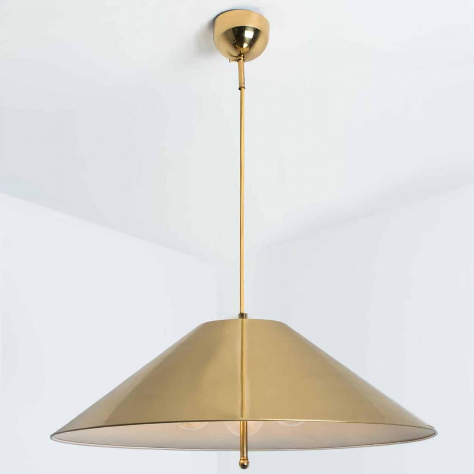 Lucidato Full Brass Pendant Light with Tapering Lampshade by Florian Schulz, 1970 in vendita