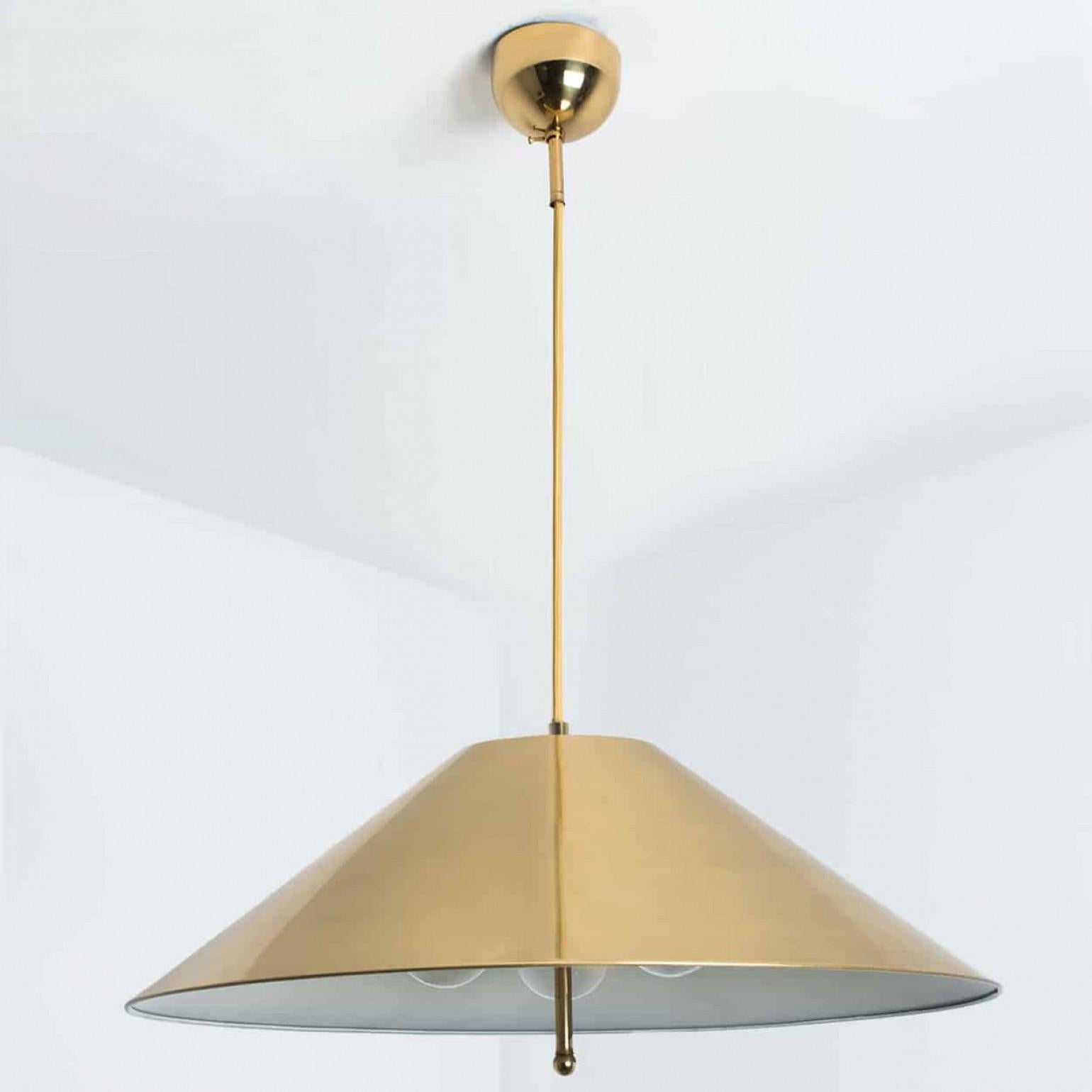 Full Brass Pendant Light with Tapering Lampshade by Florian Schulz, 1970 In Good Condition For Sale In Rijssen, NL