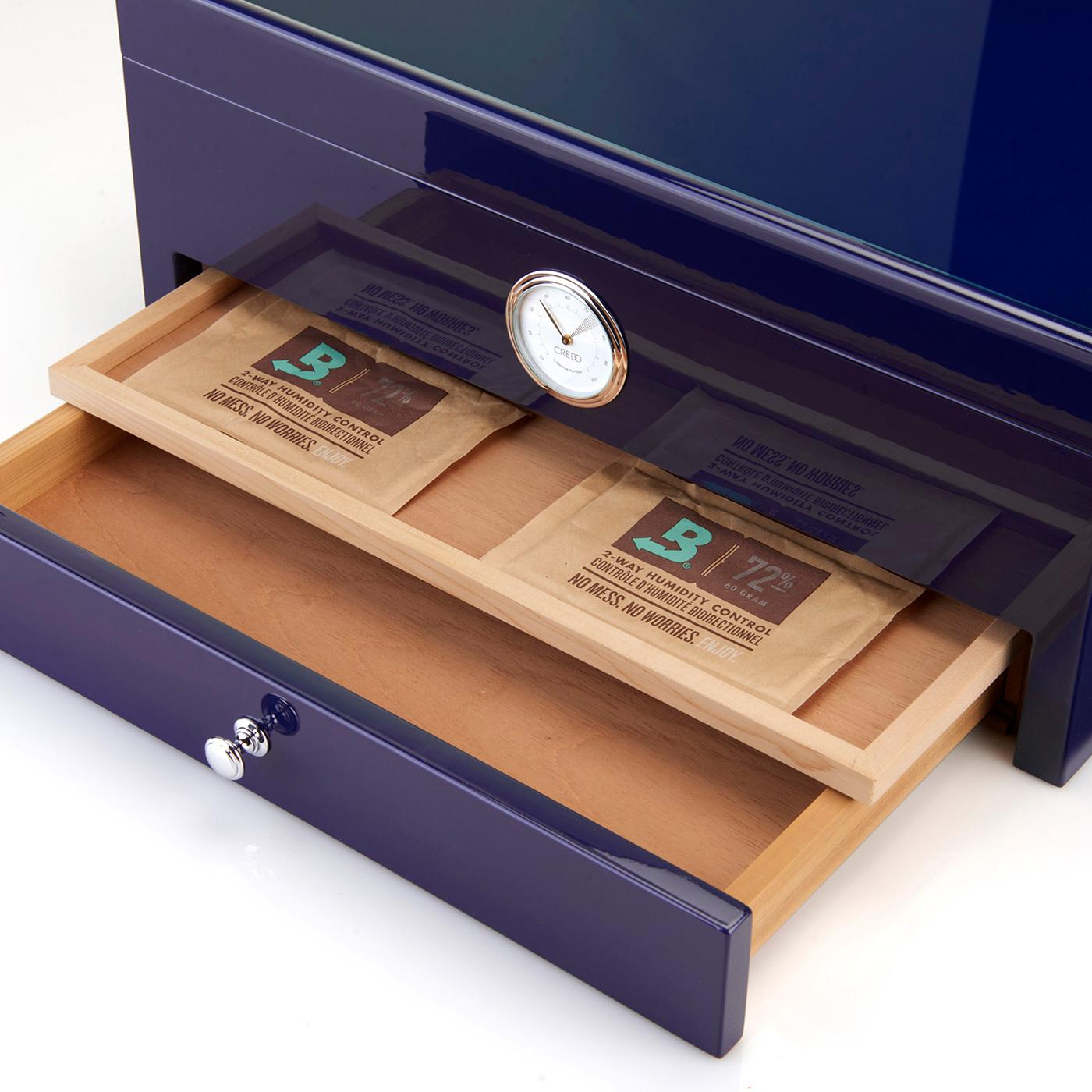 Humidificateur bleu pleine couleur (édition club spéciale) en bois de Morici Neuf - En vente à Milan, IT