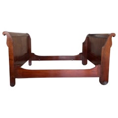 Cama doble entera Louis Philippe de caoba, circa 1840