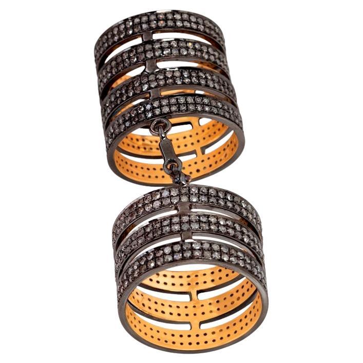 Voll Finger Connected Multiple Band-Ring mit Pavé-Diamanten im Angebot