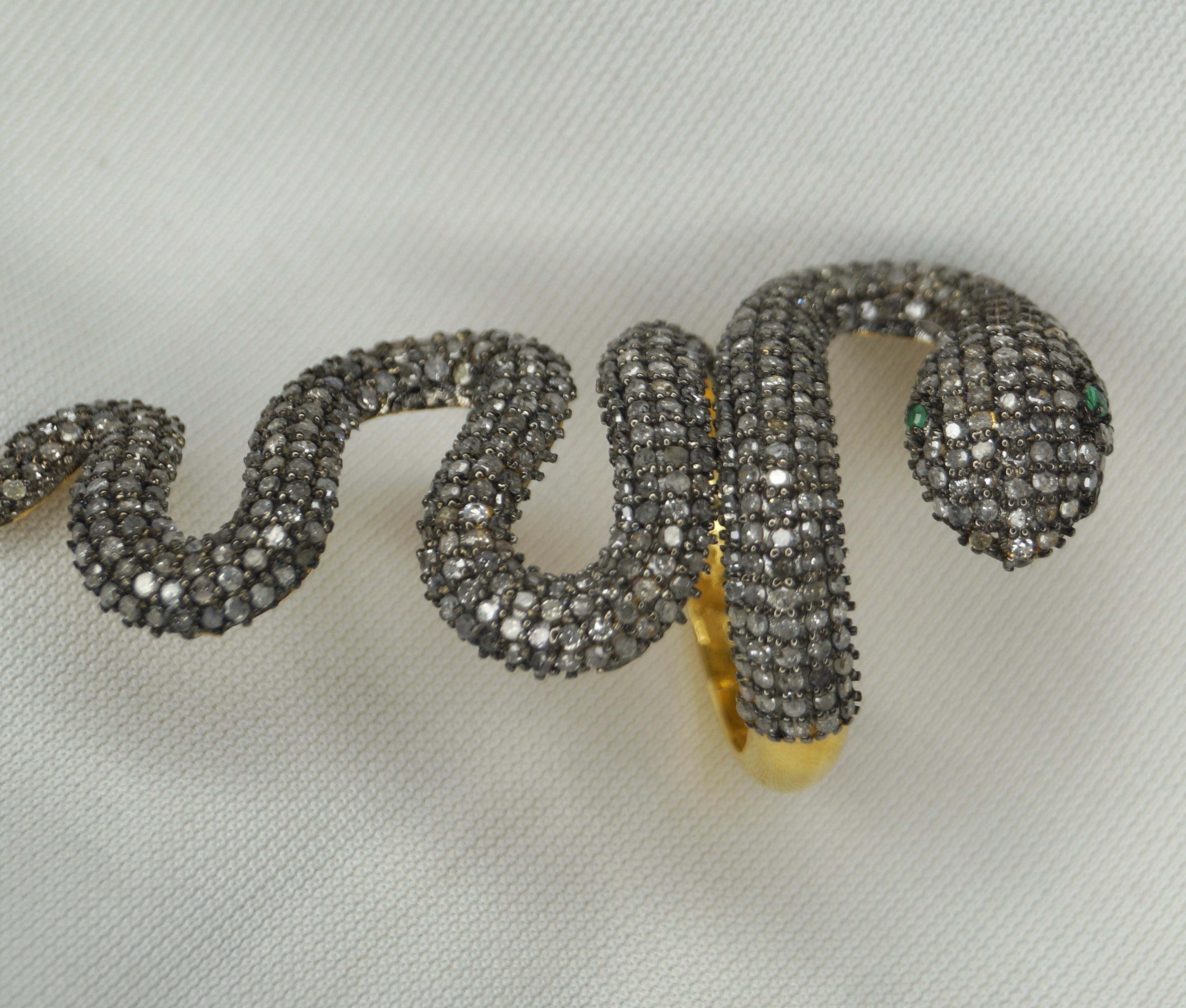 Women's or Men's Full finger natural pave diamonds sterling silver oxidized snake serpent ring For Sale