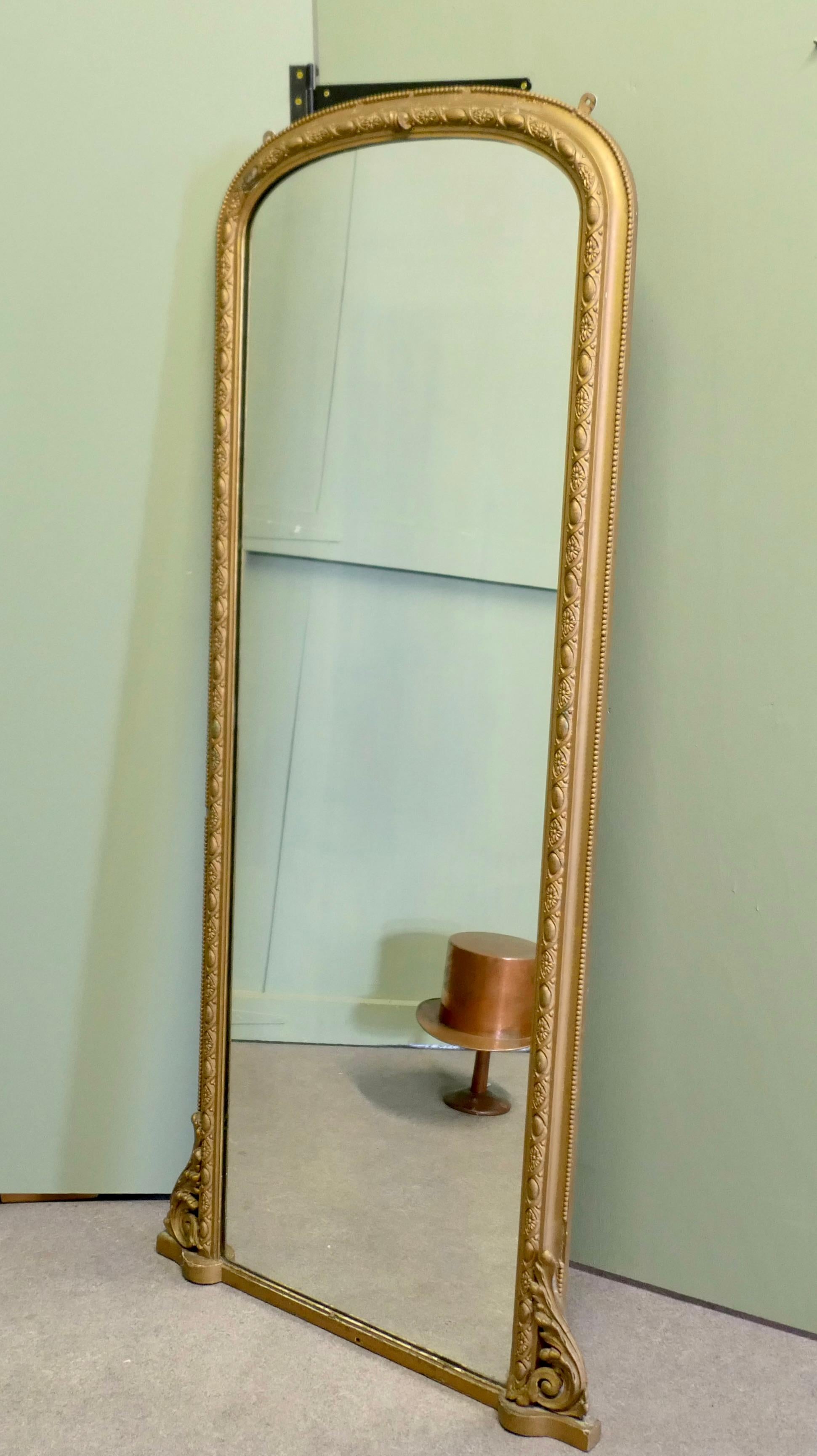 Espejo de pared francés del siglo XIX Louis Philippe de cuerpo entero Provincial francés en venta