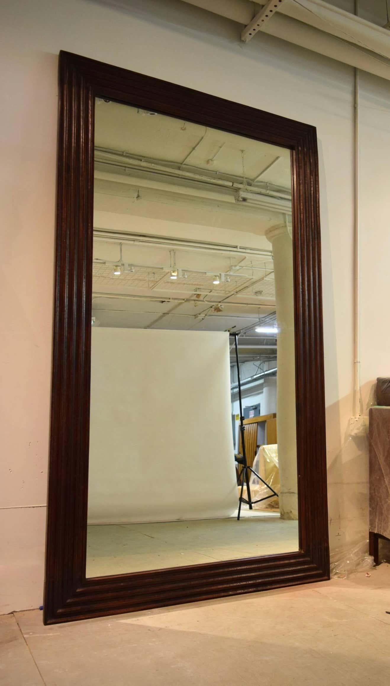 Full Length Wooden Mirror, circa 1990 In Good Condition For Sale In Jersey City, NJ