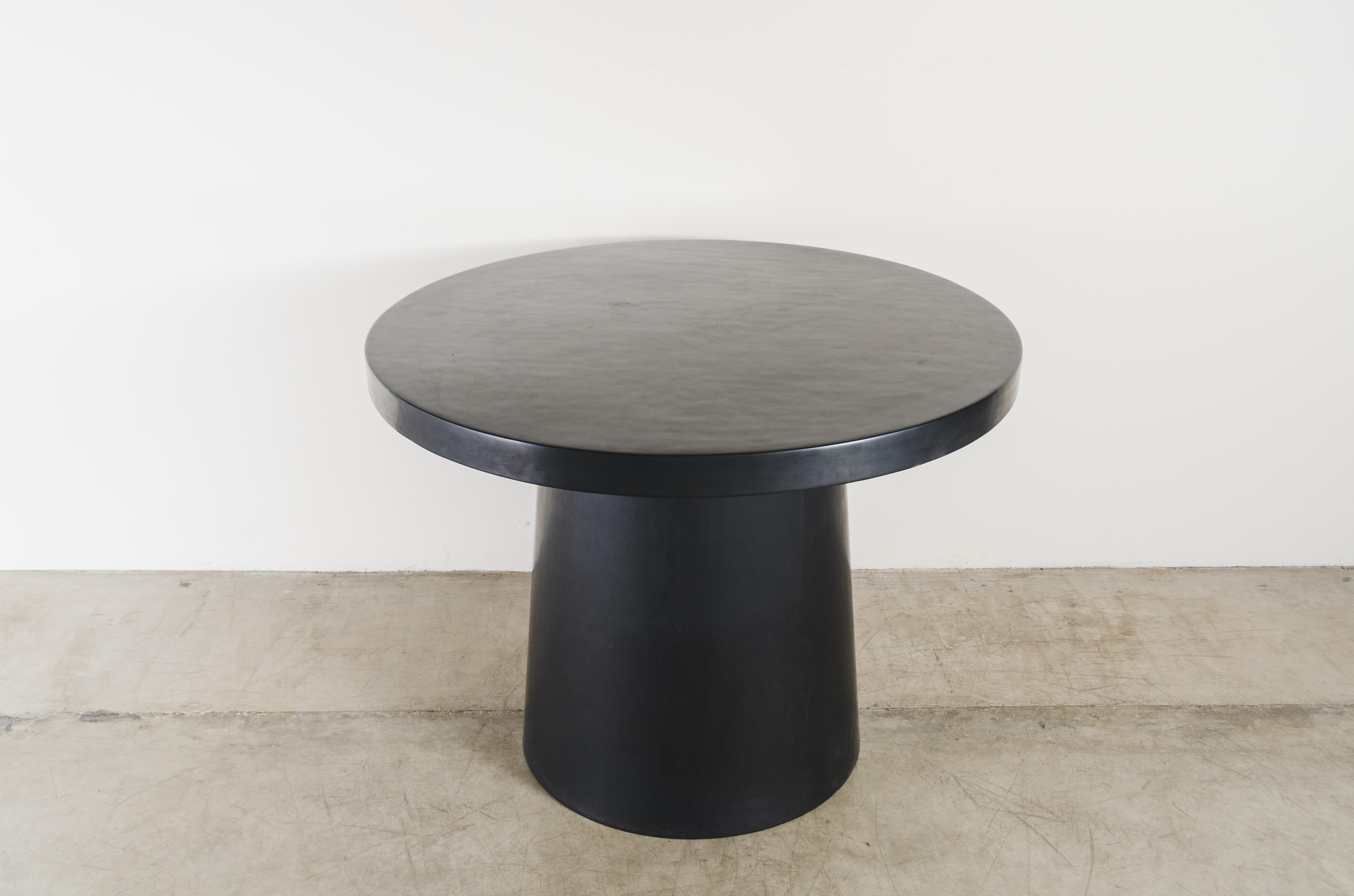 Full Moon Table, Black Lacquer by Robert Kuo, Handmade, Limited Edition In New Condition In Los Angeles, CA