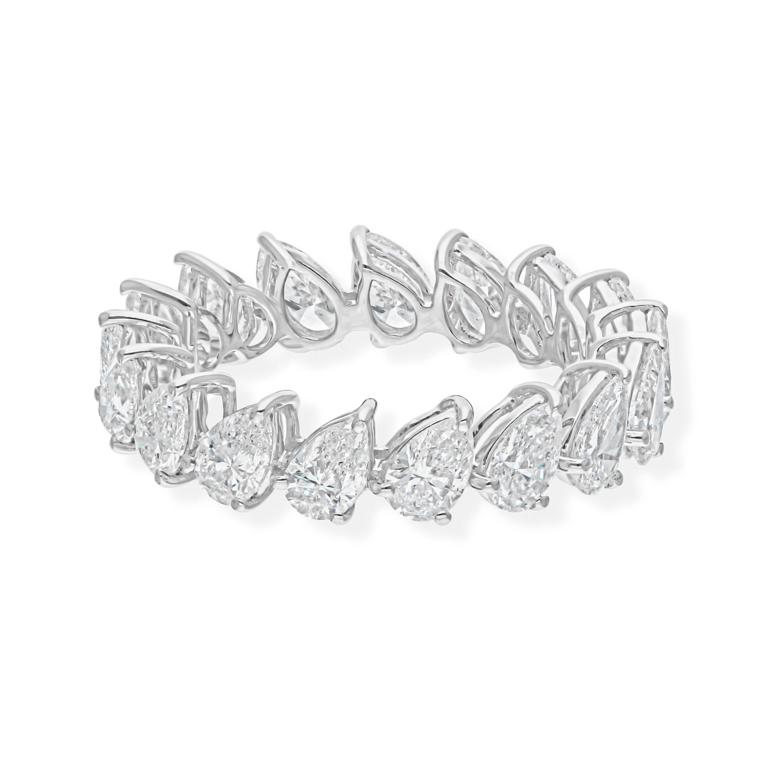 in vendita:  Anello Eternità con Diamante a Pera Regalo Fascia Continua con Diamante in Oro Bianco 14k 4