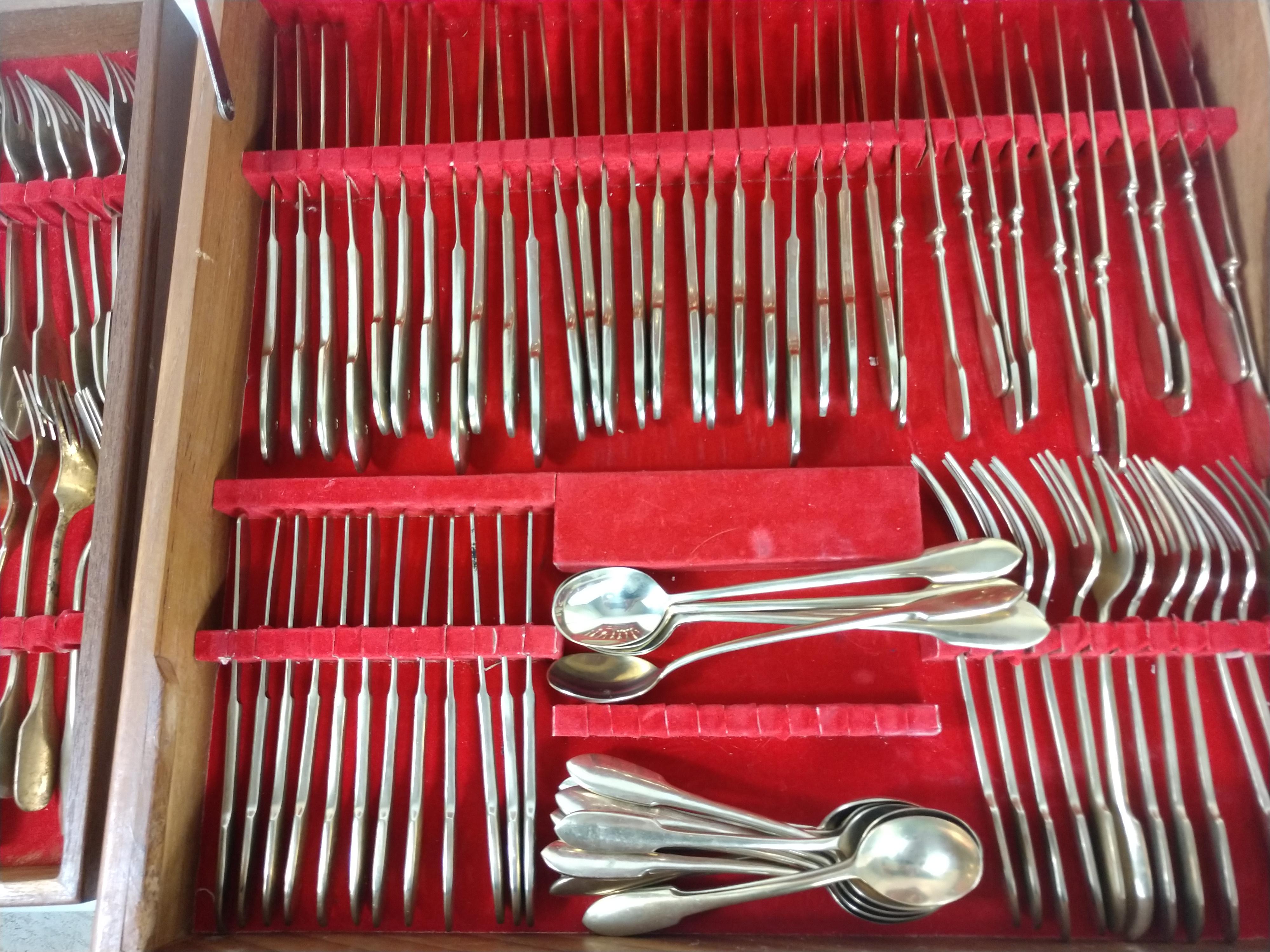 Full Set of Nickel Bronze Mid Century Modern Flatware 153pcs, Boxed In Good Condition For Sale In Port Jervis, NY
