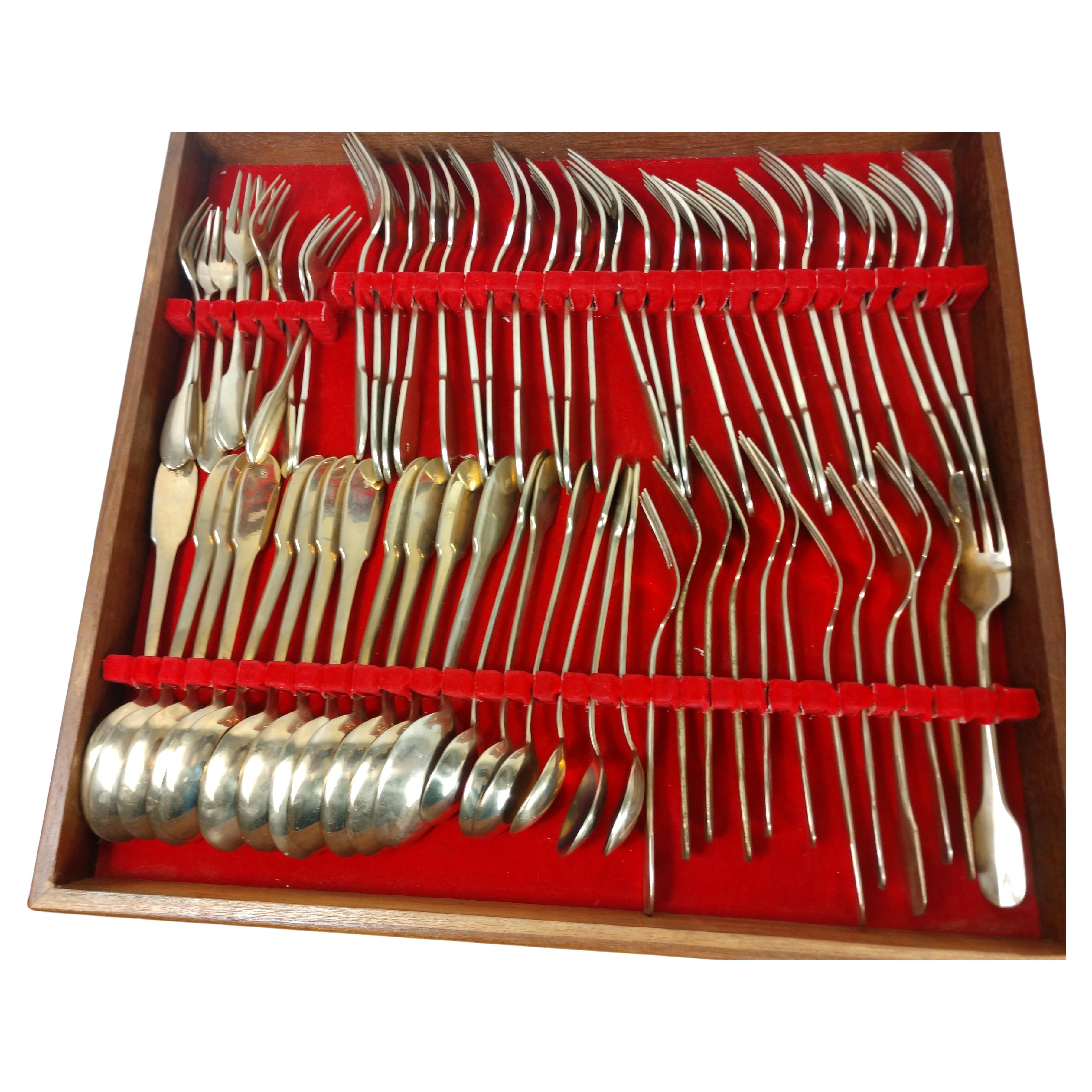 is bronze flatware worth anything