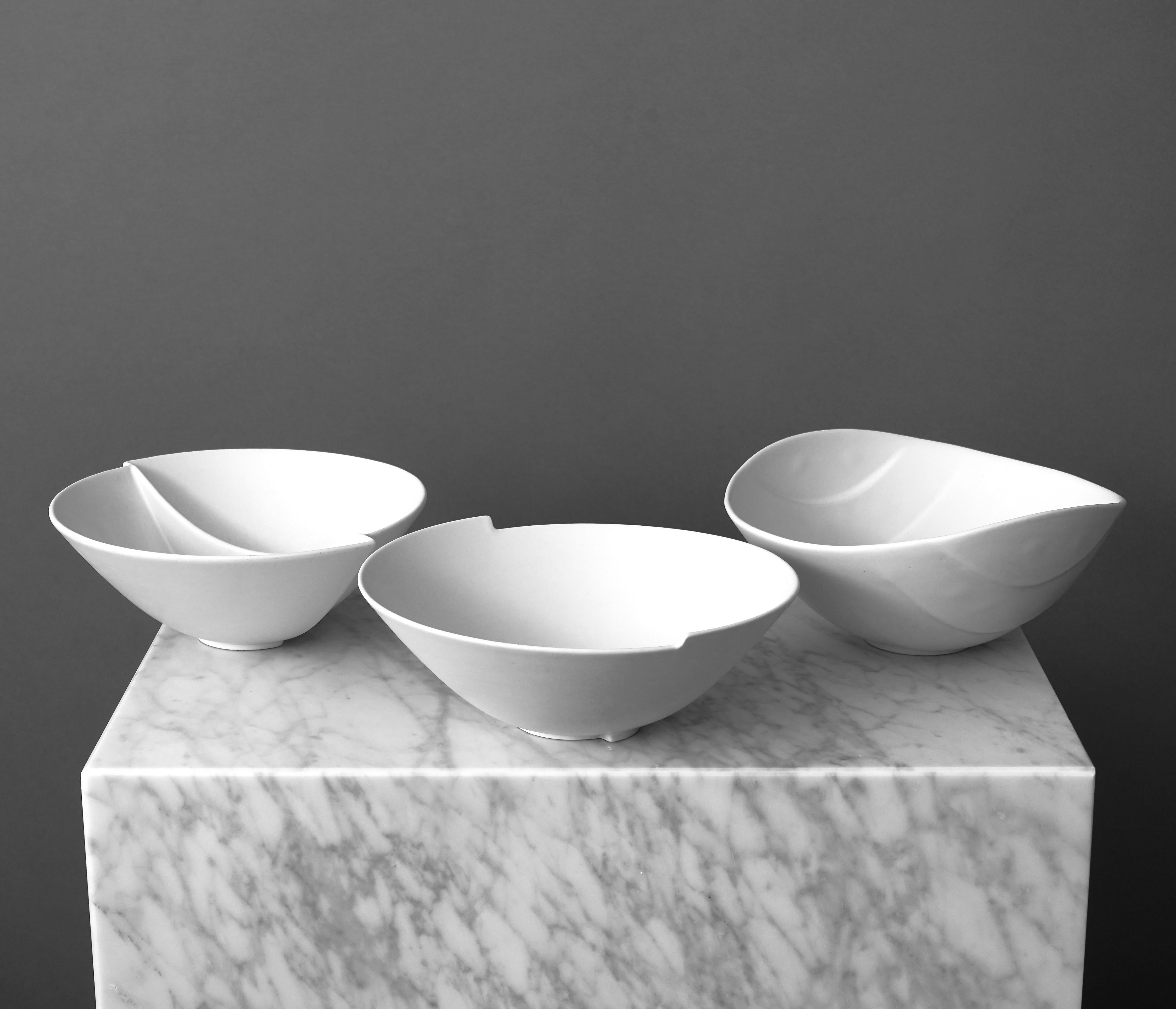 Ceramic Full Set of 'Surrea' Bowls by Wilhelm Kåge for Gustavsberg Studio, Sweden, 1950s For Sale