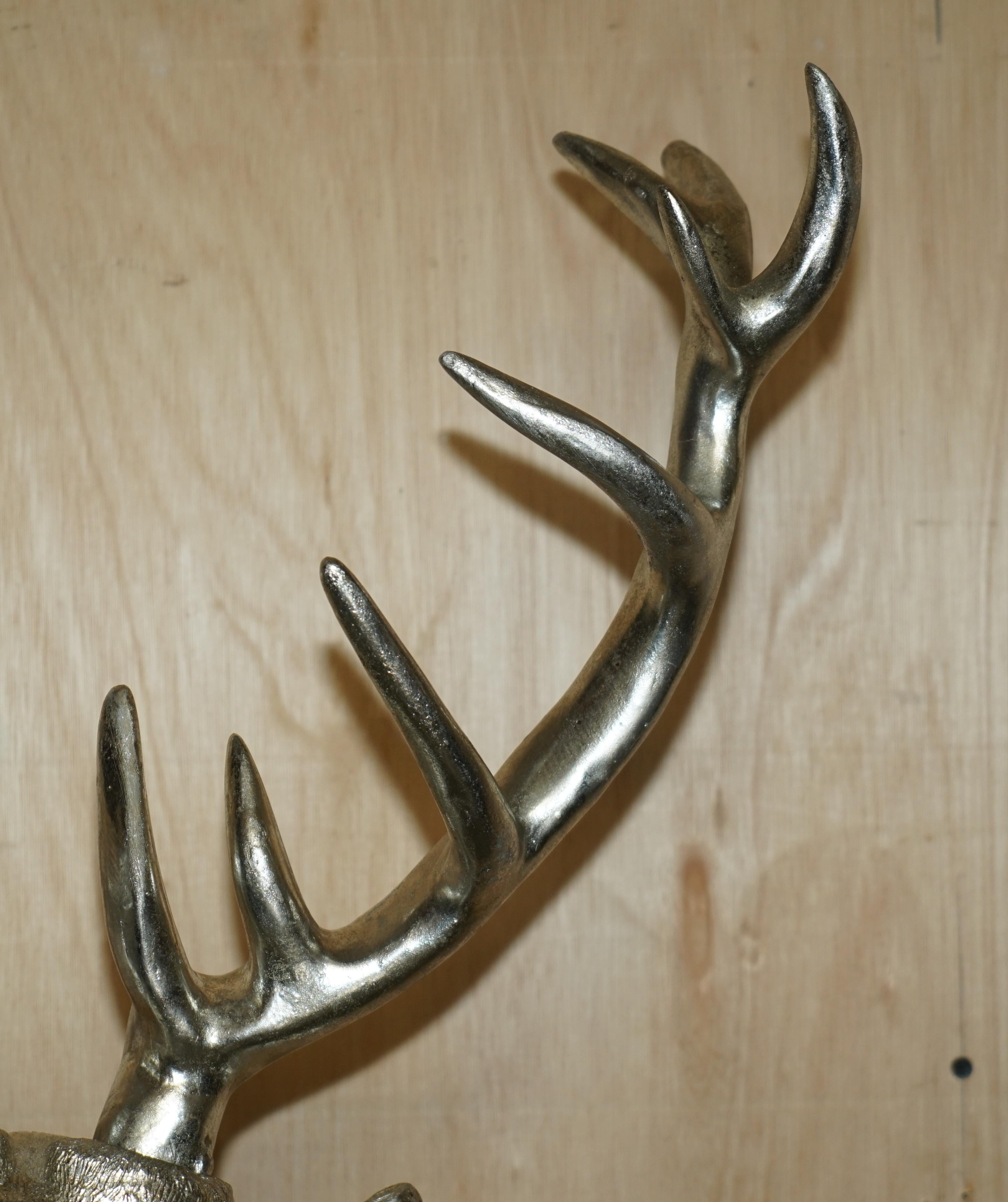 English FULL SIZED SILVERED DEER STAG HEAD WiTH REMOVABLE ANTLERS DECORATIVE FOIL FINISH For Sale