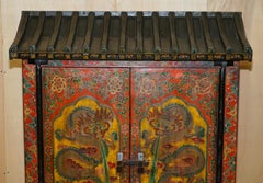 FULL SIZED ViNTAGE CHINESE RED DRAGONS PAINTED PAGODA TOP WARDROBE WITH DRAWERS