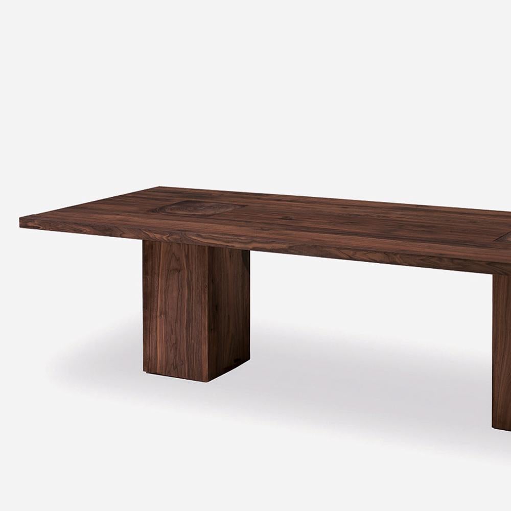 Dining table full wood with all structure in solid
walnut wood with knots, the 2 bases are
passing through the top.
Also available in solid oak wood with knots.
Available in:
L 240 x D 100 x H 73.5cm, price: 15900,00€.
L 260 x D 100 x H 73.5cm,