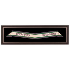 Fascia Suffragette in seta a fascia intera in verde e bianco, di Sylvia Pankurst  1908