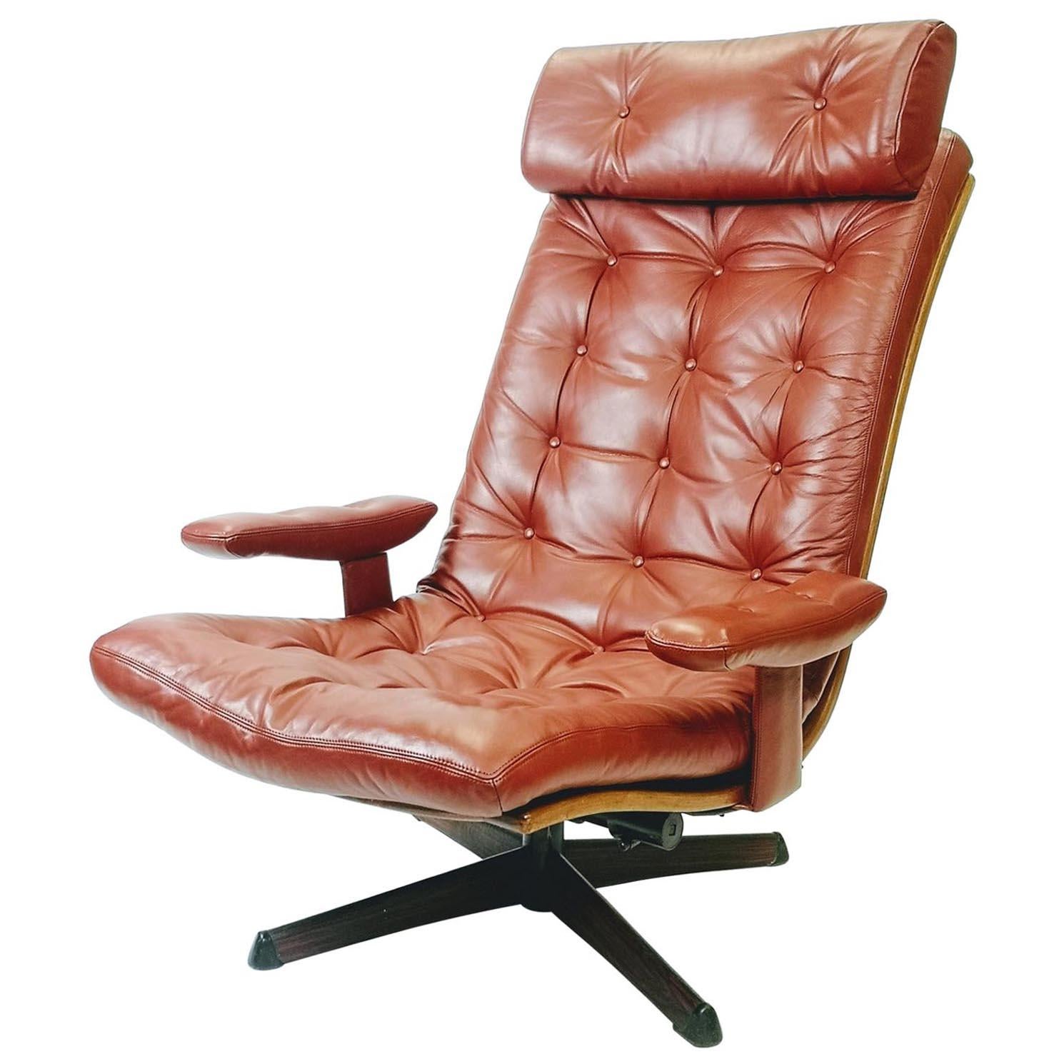 Fully Restored Leather Swivel Lounge Chair by G�öte Design, Nässjö, 1960s