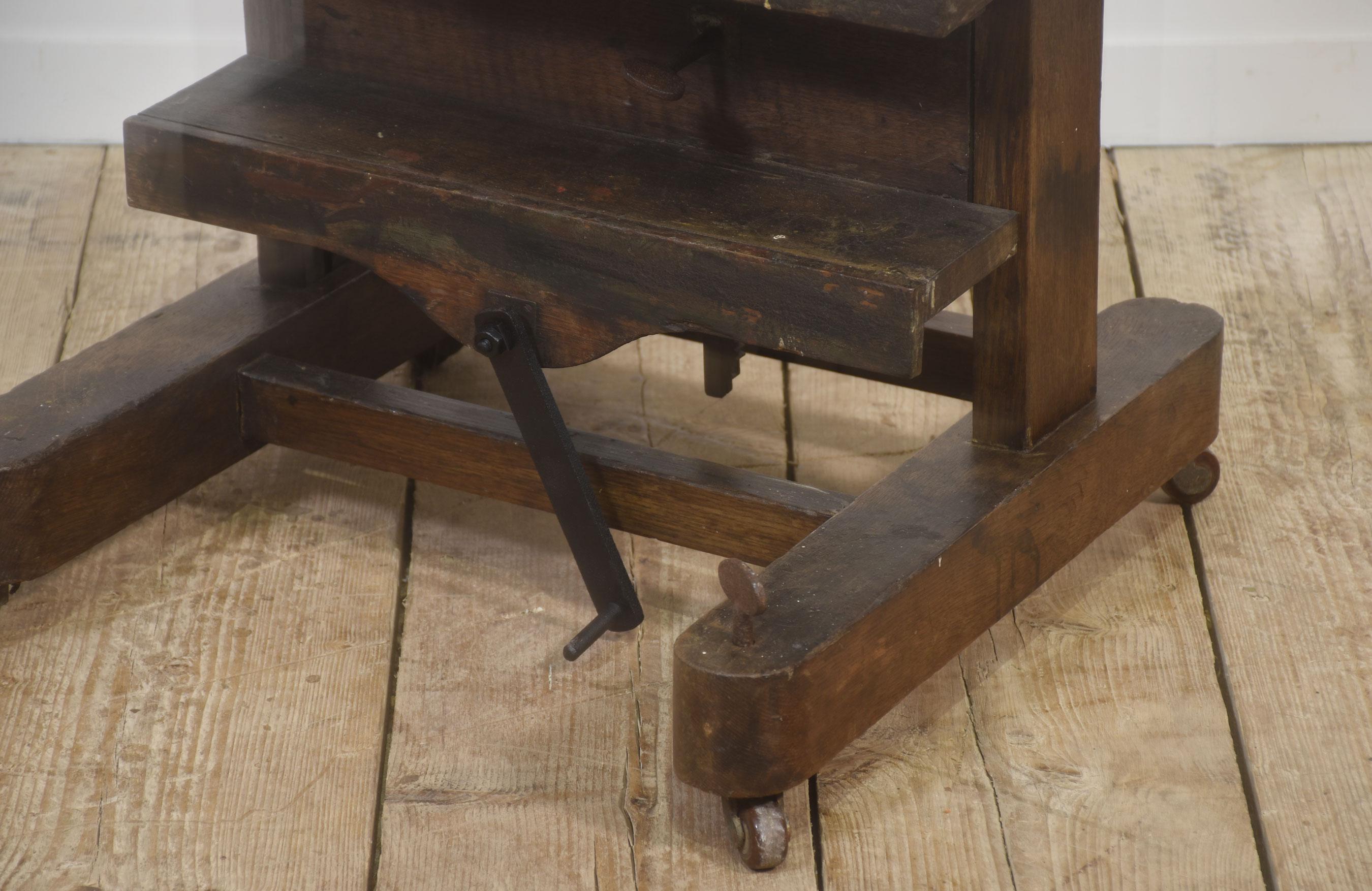 Chevalet d'artiste en Oak entièrement réglable en vente 8