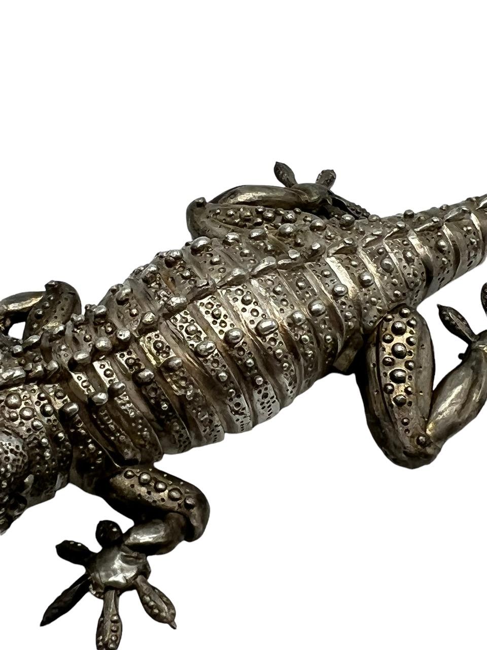 Contemporary Oleg Konstantinov Fully Articulated Gecko Made of Sterling Silver For Sale