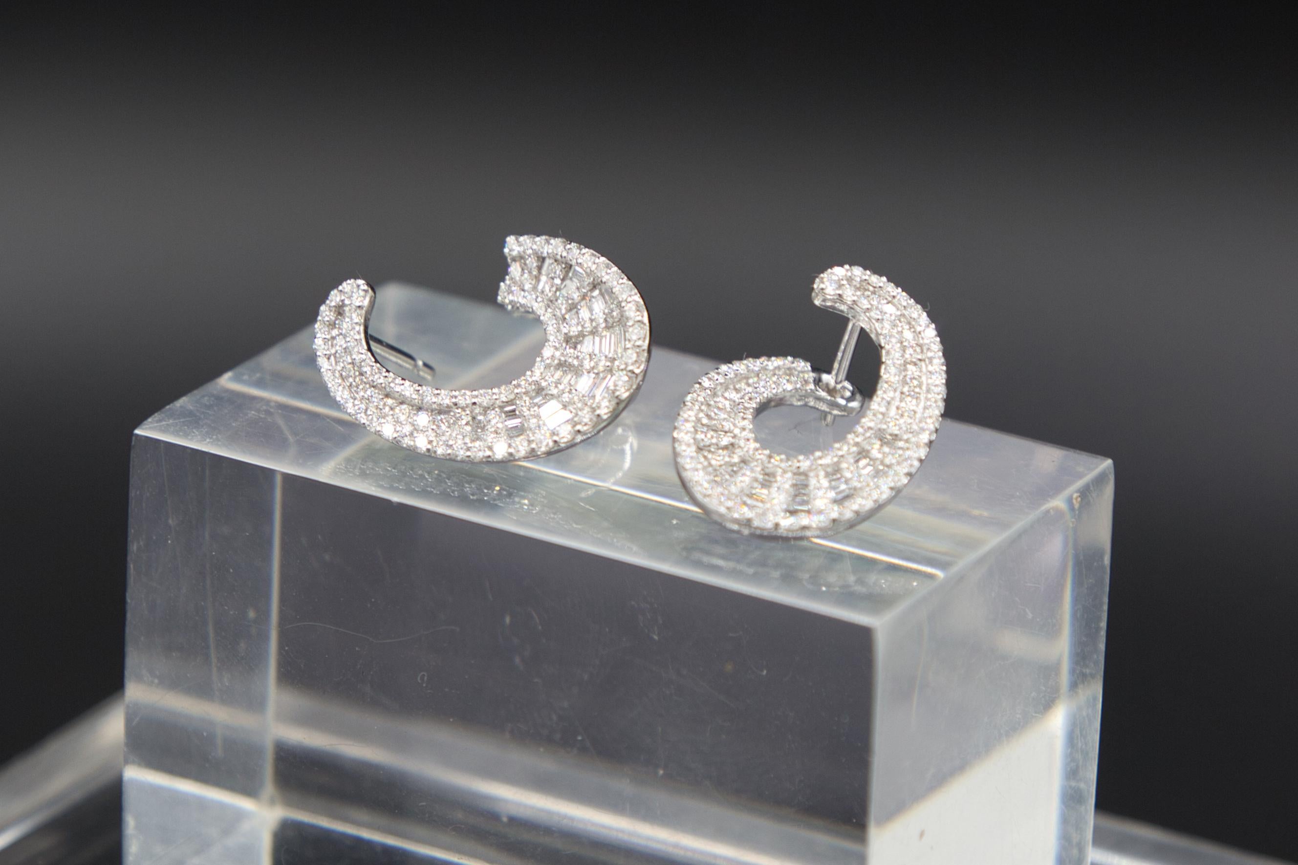 Donna Fully Diamonds earrings 2 ct in vendita